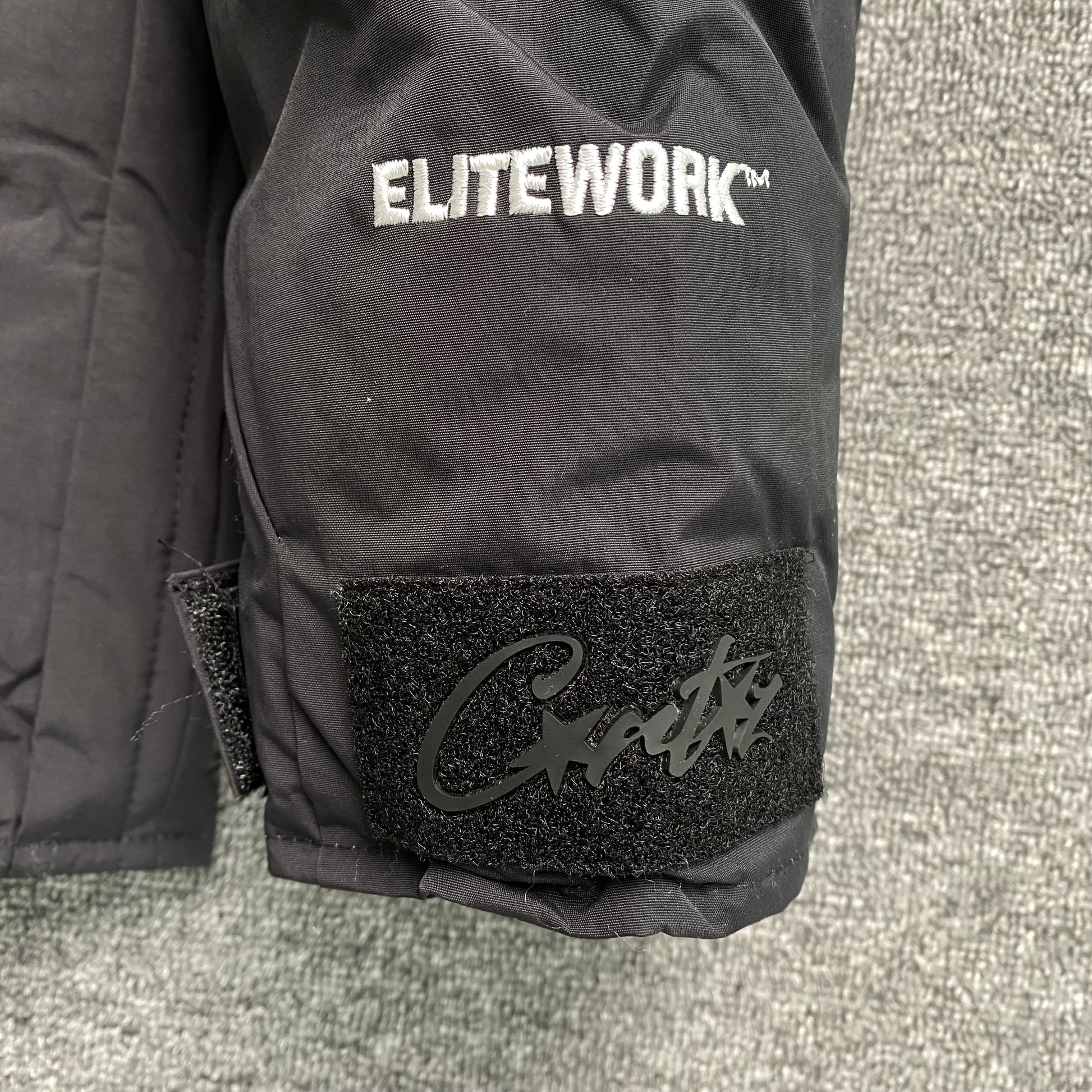 corteiz-bolo-b_i_g-jacket-black-4-Drip Store Argentina