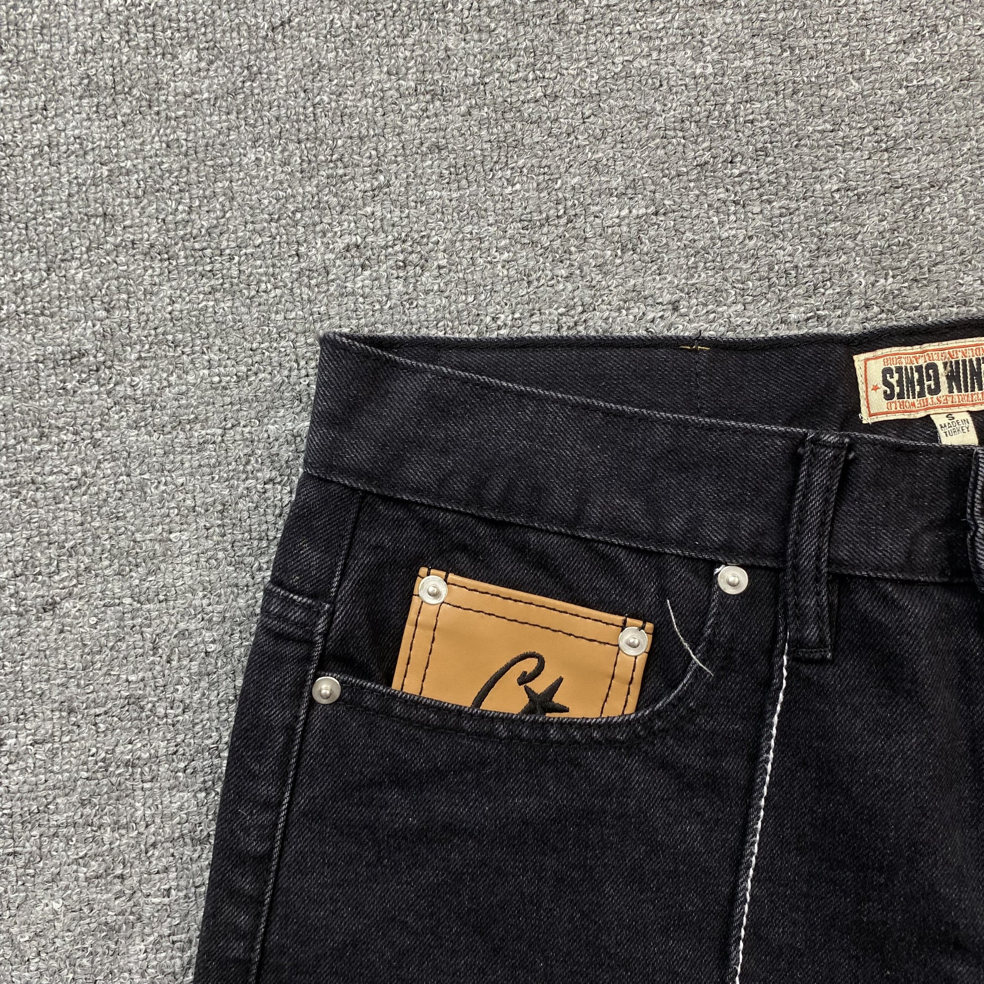 corteiz-c-star-denim-shorts-black-8-Drip Store Argentina