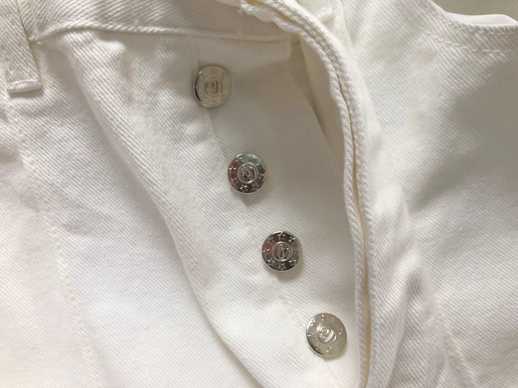 corteiz-c-star-denim-shorts-natural-7-Drip Store Argentina