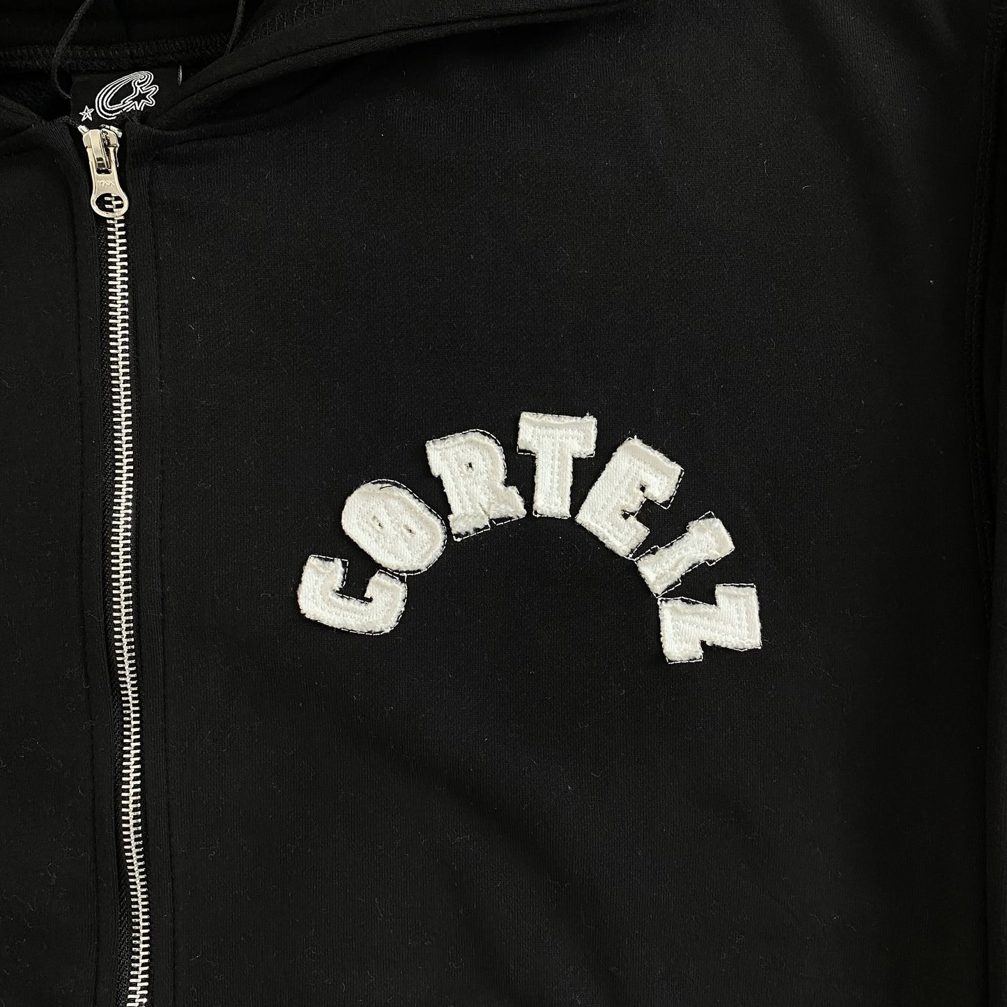 Campera Corteiz Colly Arch Negra