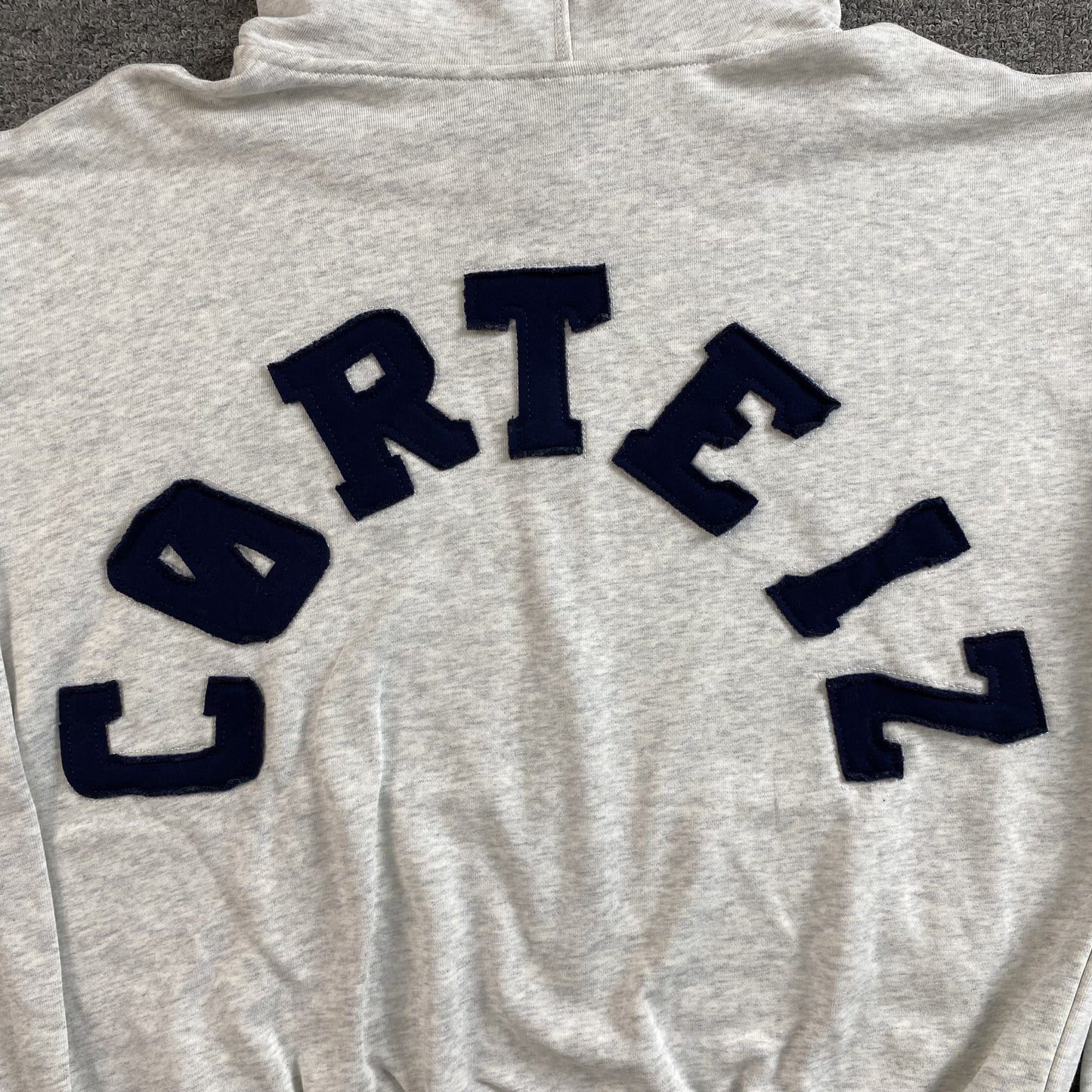 Campera Corteiz Colly Arch Gris