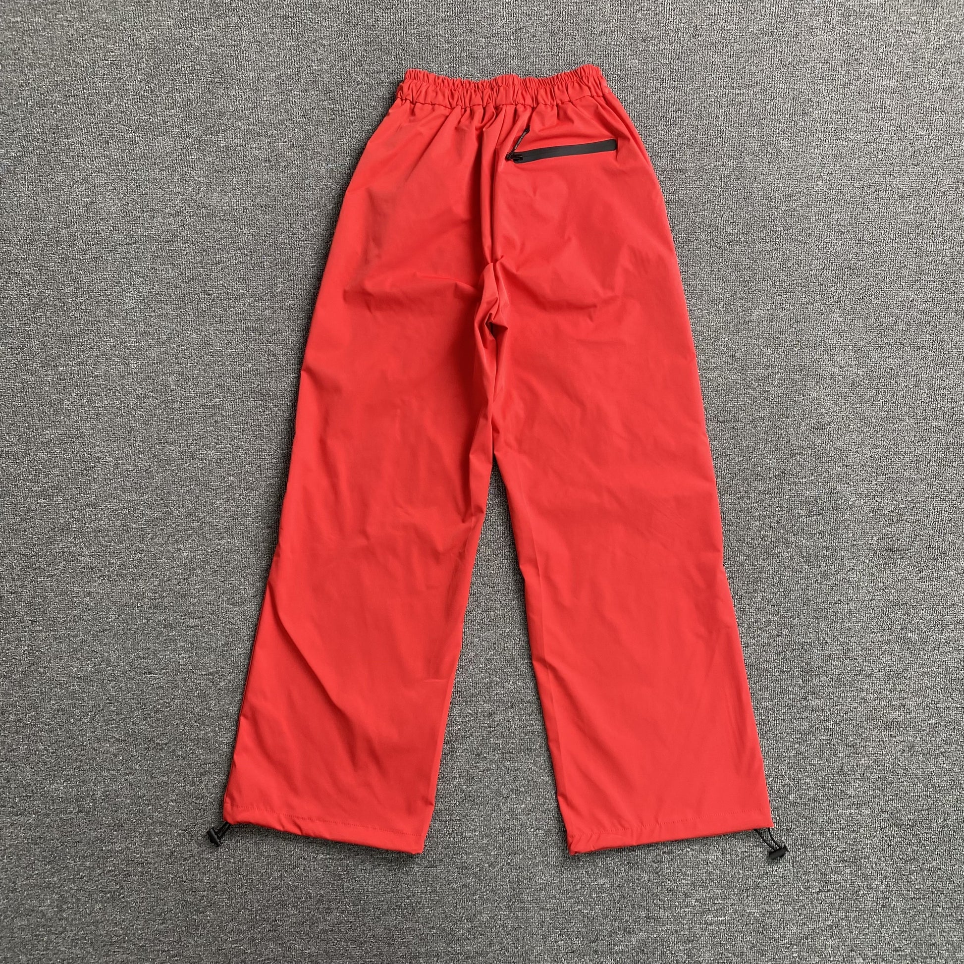 corteiz-elitework-shell-pant-red-2-Drip Store Argentina