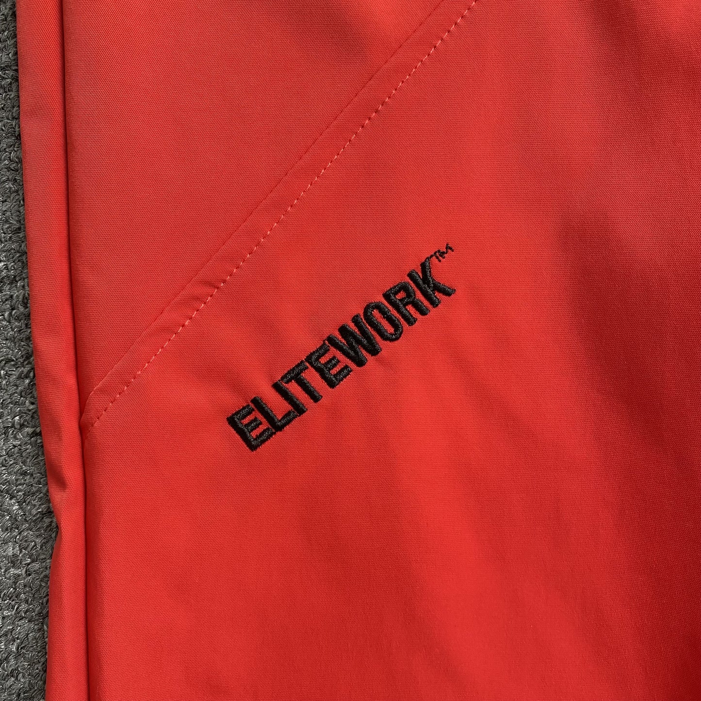 corteiz-elitework-shell-pant-red-4-Drip Store Argentina