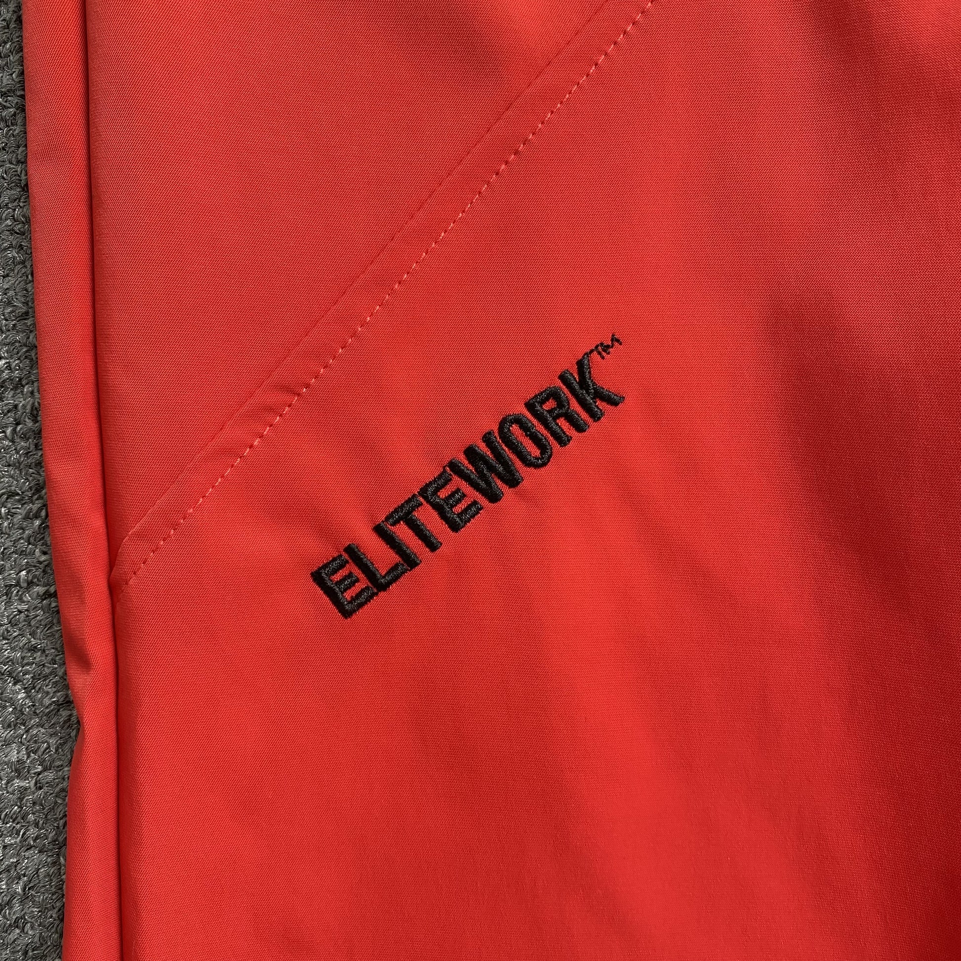 corteiz-elitework-shell-pant-red-4-Drip Store Argentina