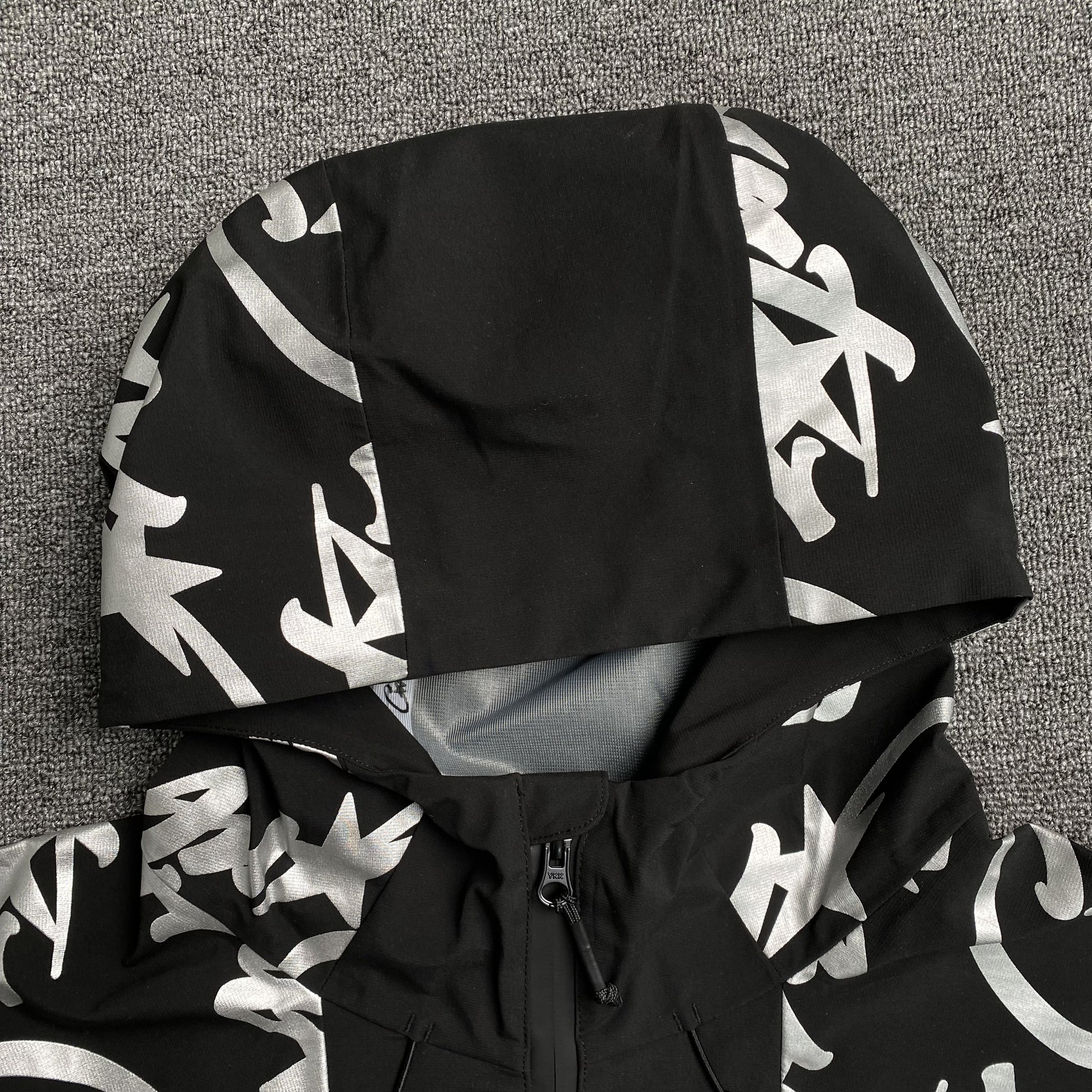 corteiz-elitework-waterproof-shell-jacket-black-8-Drip Store Argentina