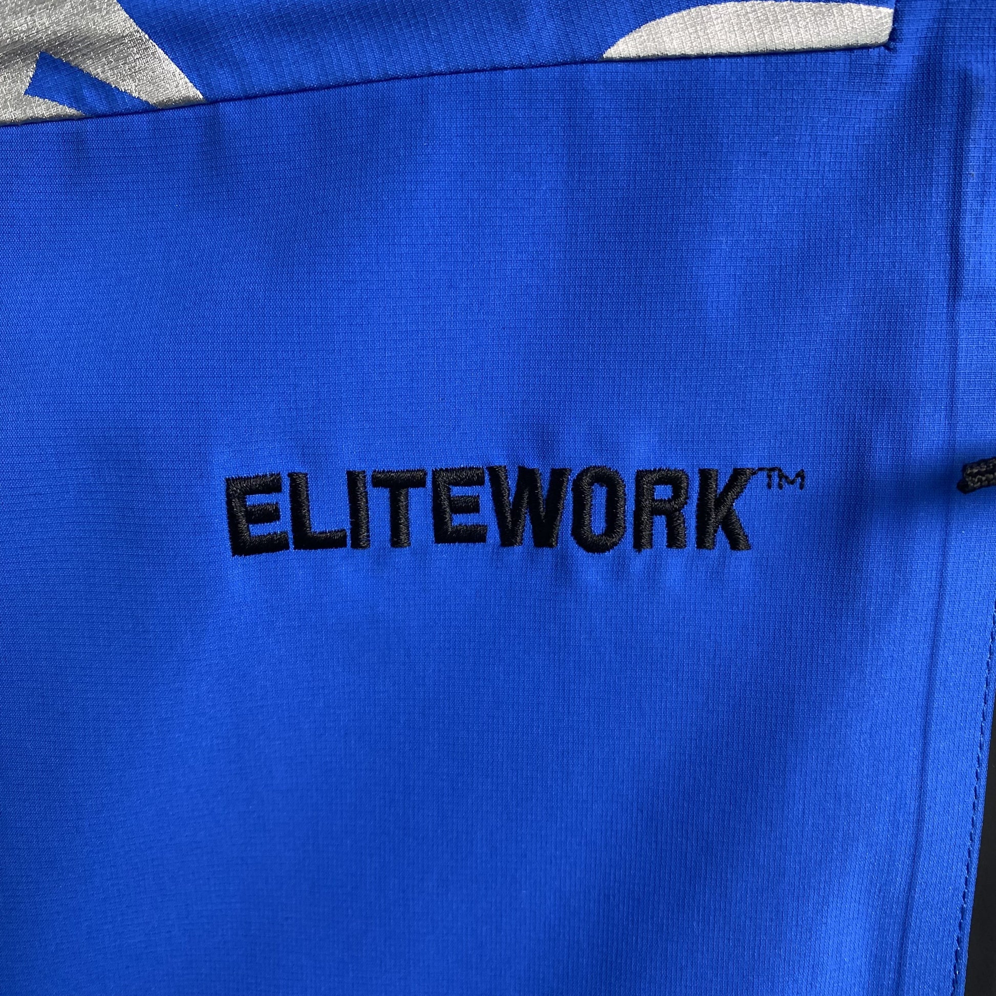 corteiz-elitework-waterproof-shell-jacket-blue-3-Drip Store Argentina