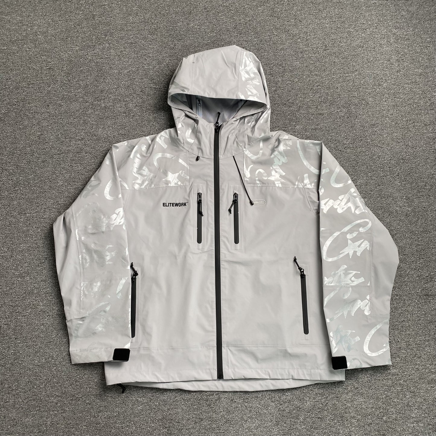 corteiz-elitework-waterproof-shell-jacket-grey-Drip Store Argentina