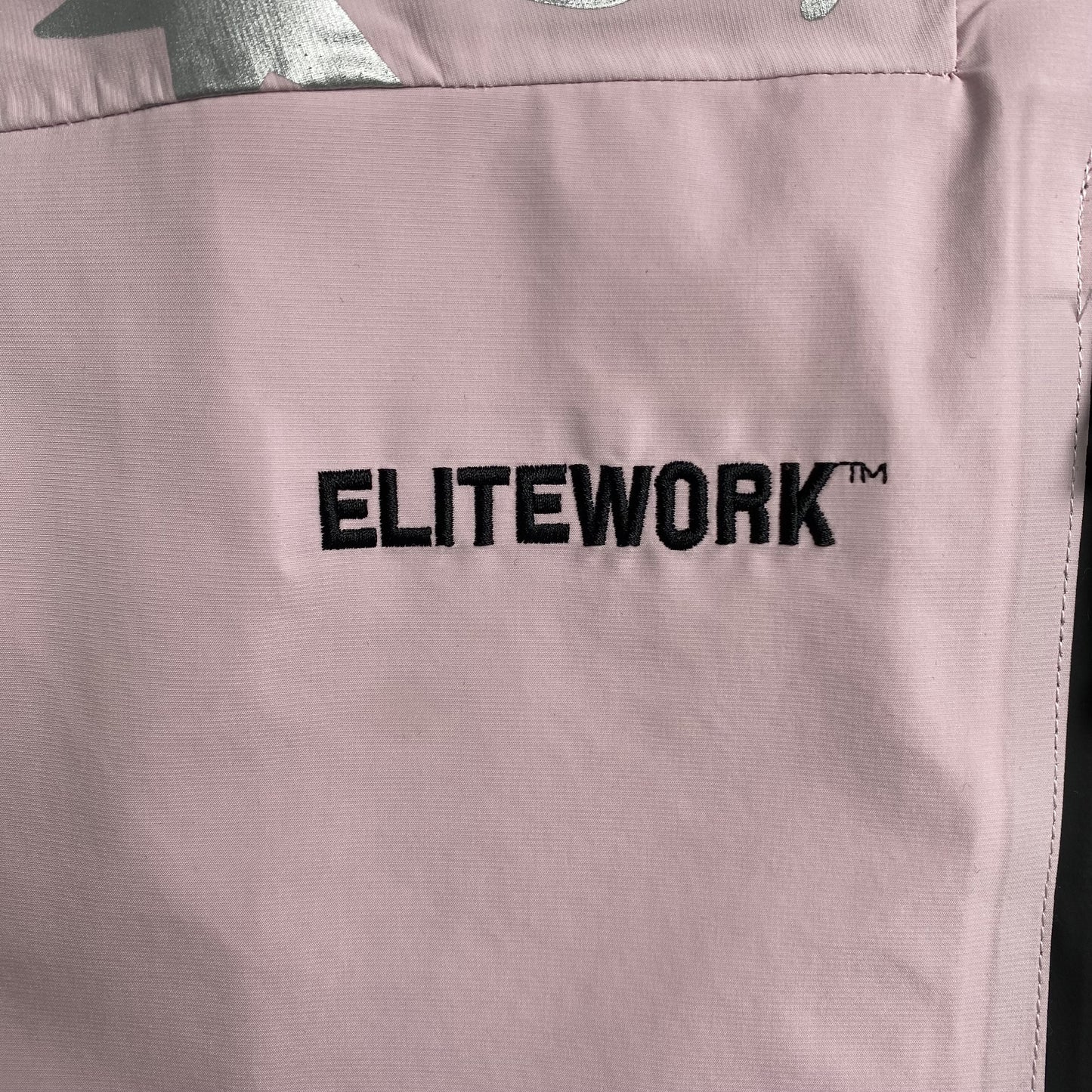 corteiz-elitework-waterproof-shell-jacket-pink-5-Drip Store Argentina