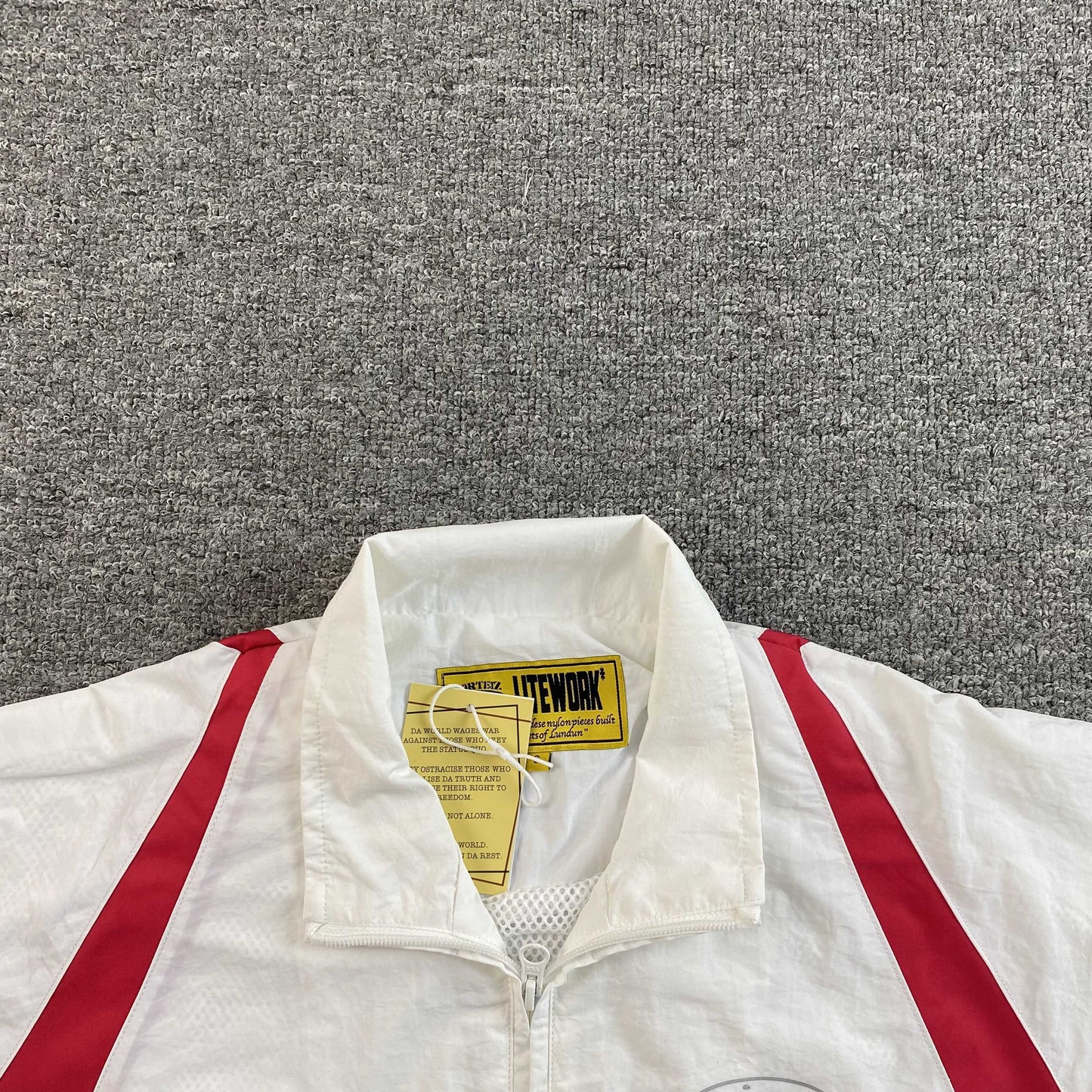 Campera Corteiz Gradient Litework Blanca