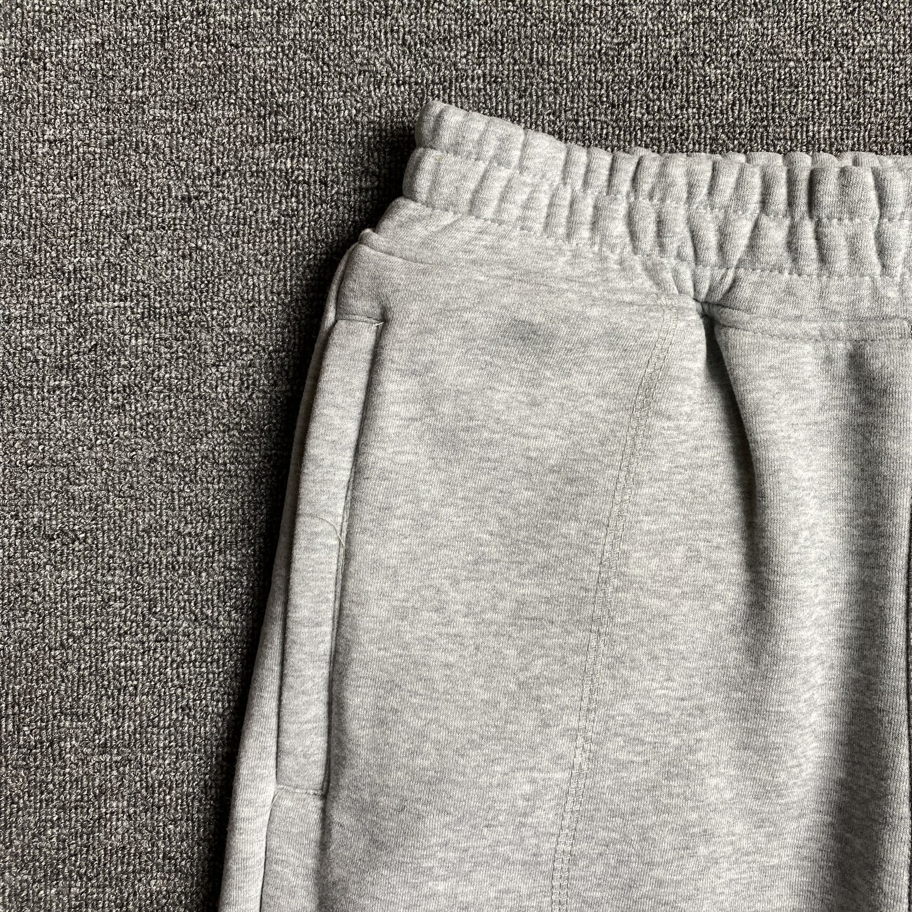 Pantalon Corteiz HMP Open Hem Gris - Drip Store Argentina