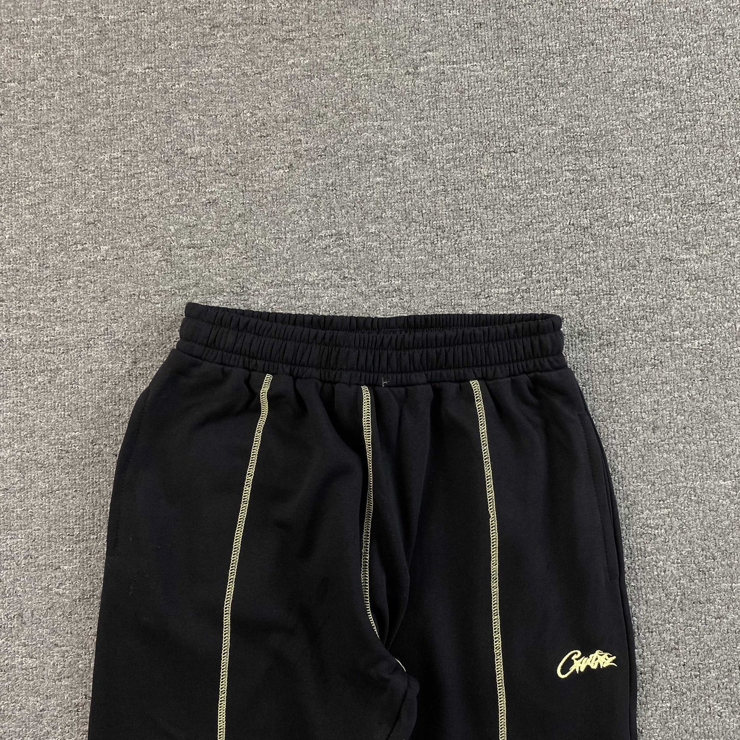 Pantalon Corteiz HMP V2 Negro