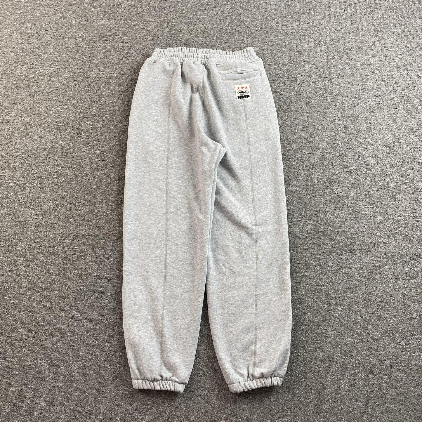 Pantalon Corteiz HMP V2 Gris