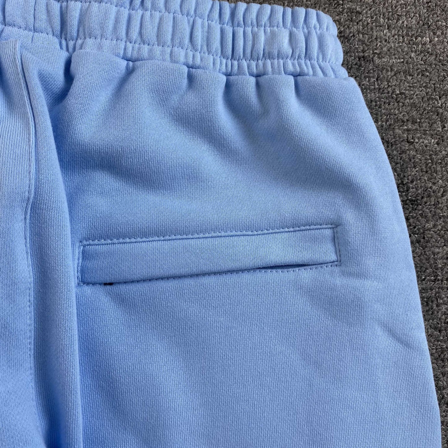 Pantalon Corteiz Island Puff Print Open Hem Celeste