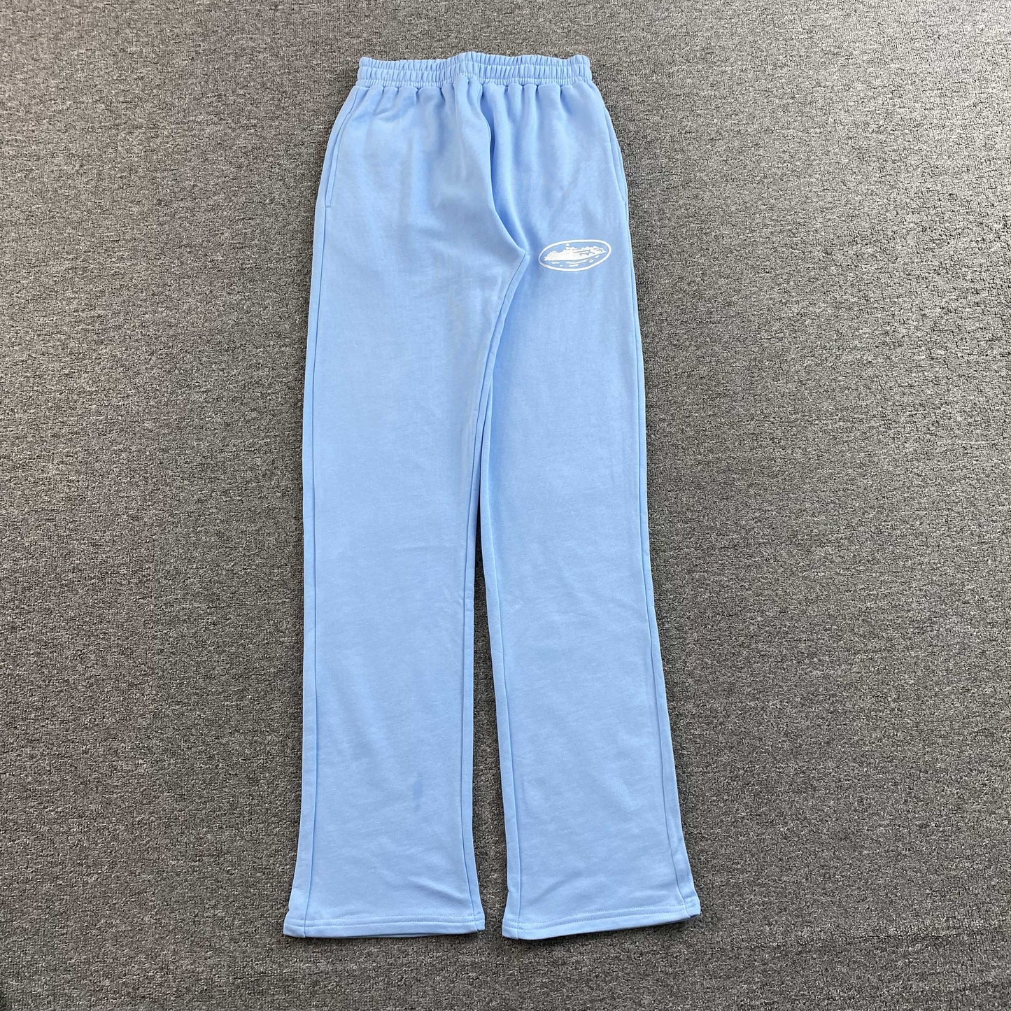 Pantalon Corteiz Island Puff Print Open Hem Celeste