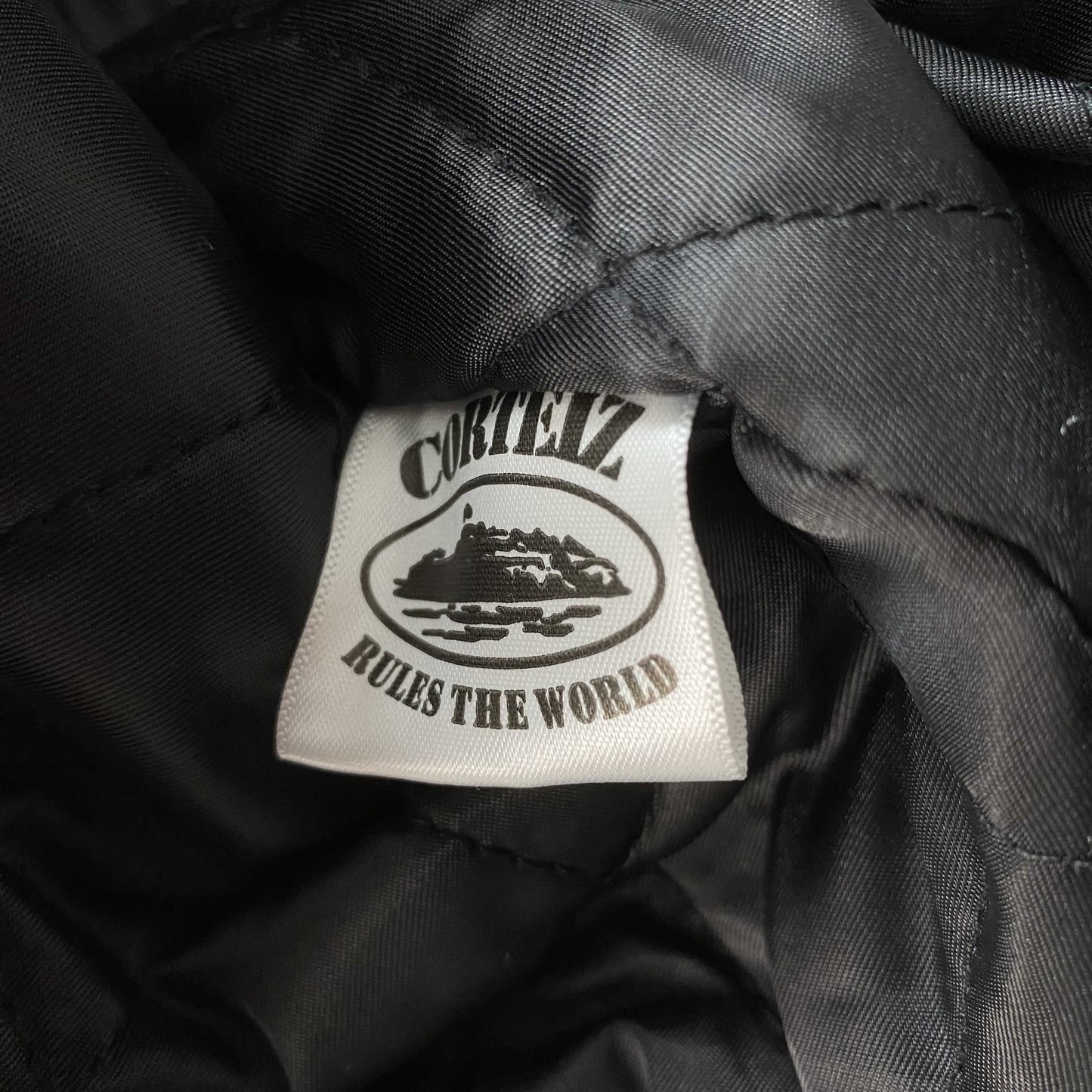 Campera Corteiz Da Skydive Cuero Bordó