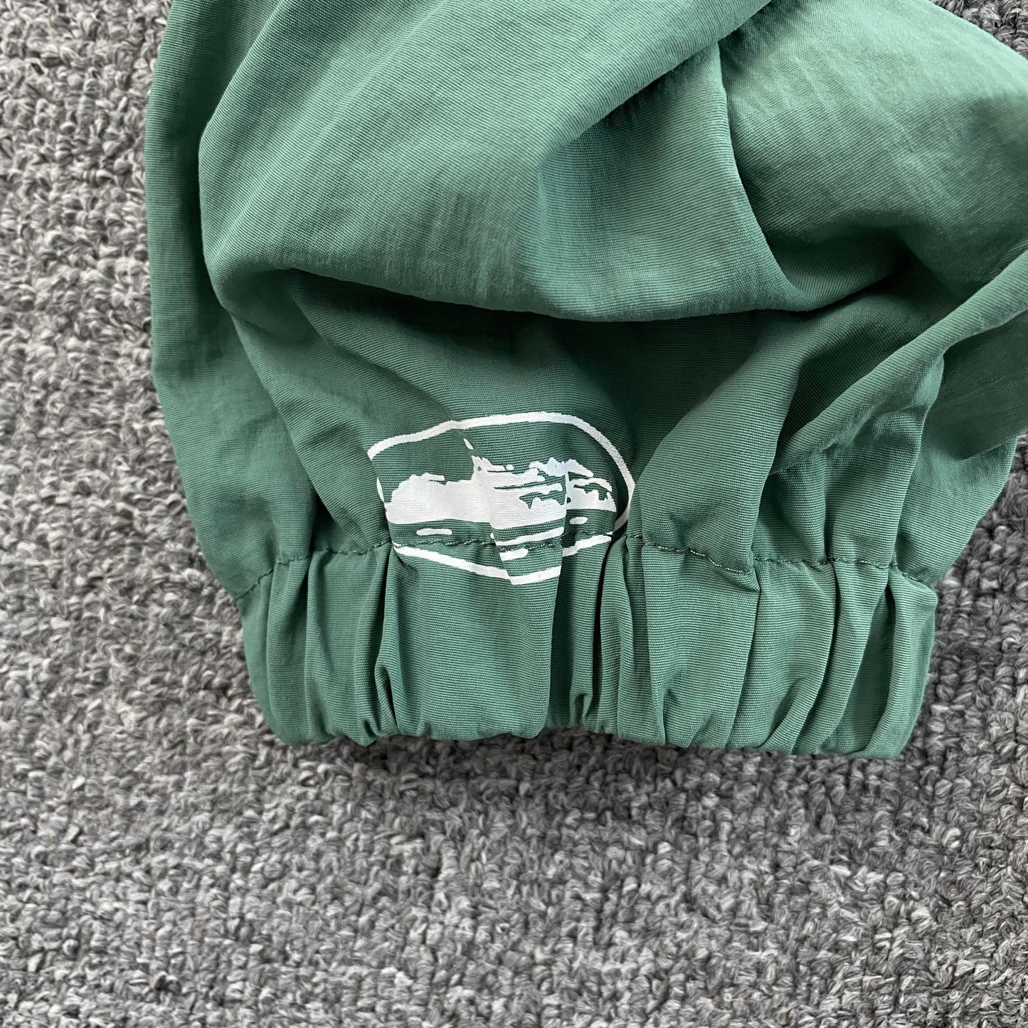 Campera Corteiz Olympic Shuku Nigeria Verde