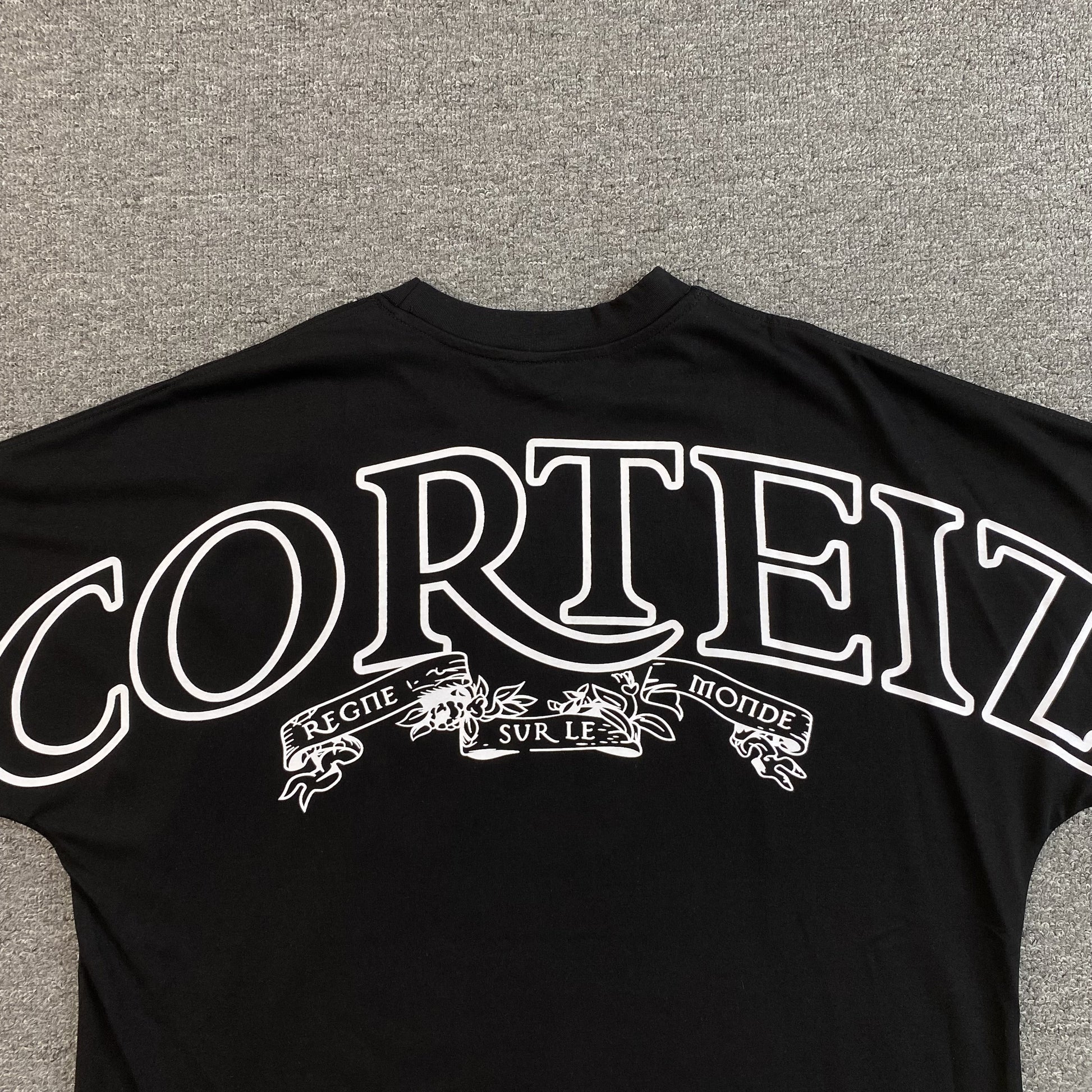 corteiz-royale-tee-black-3-Drip Store Argentina