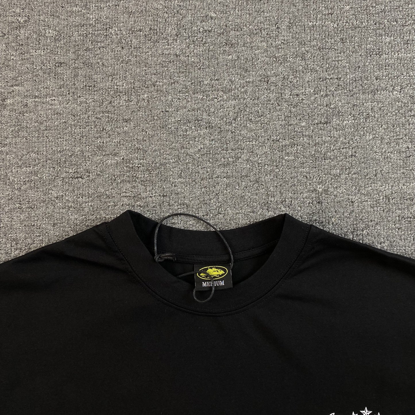 corteiz-royale-tee-black-5-Drip Store Argentina