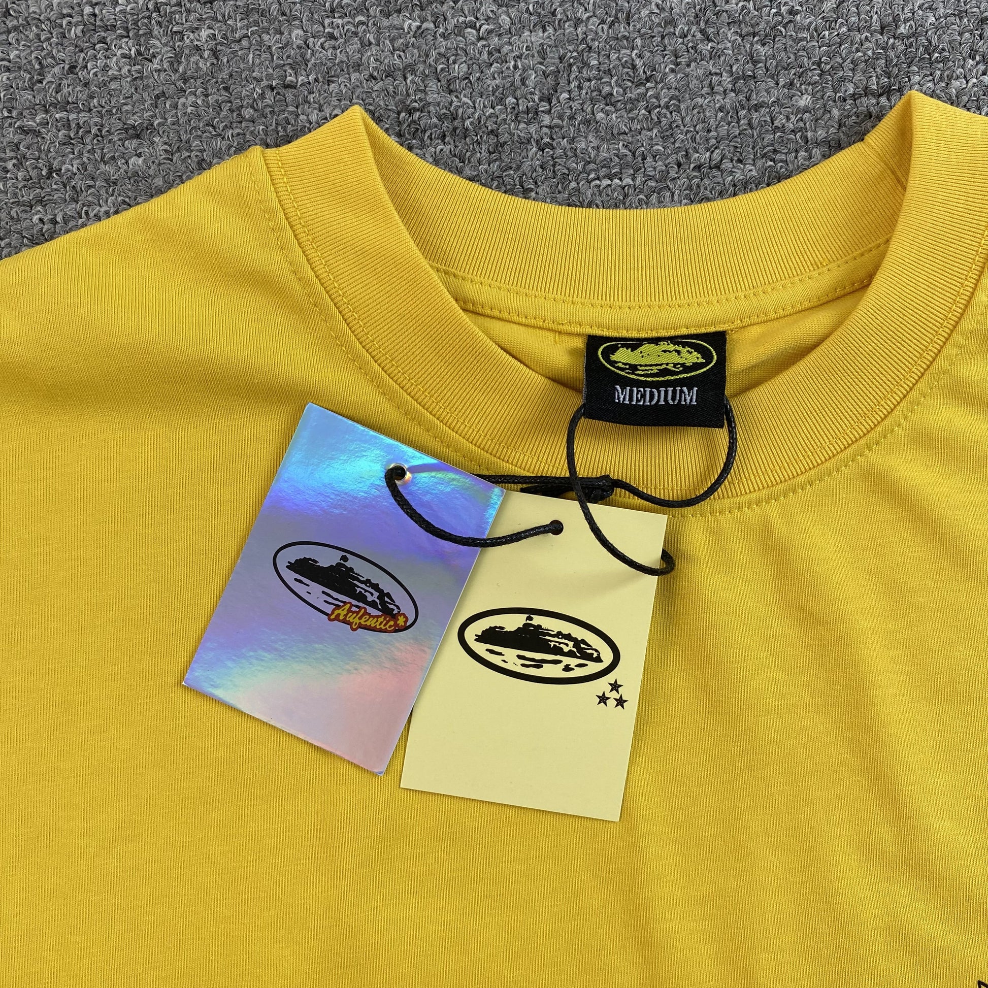 corteiz-royale-tee-yellow-4-Drip Store Argentina