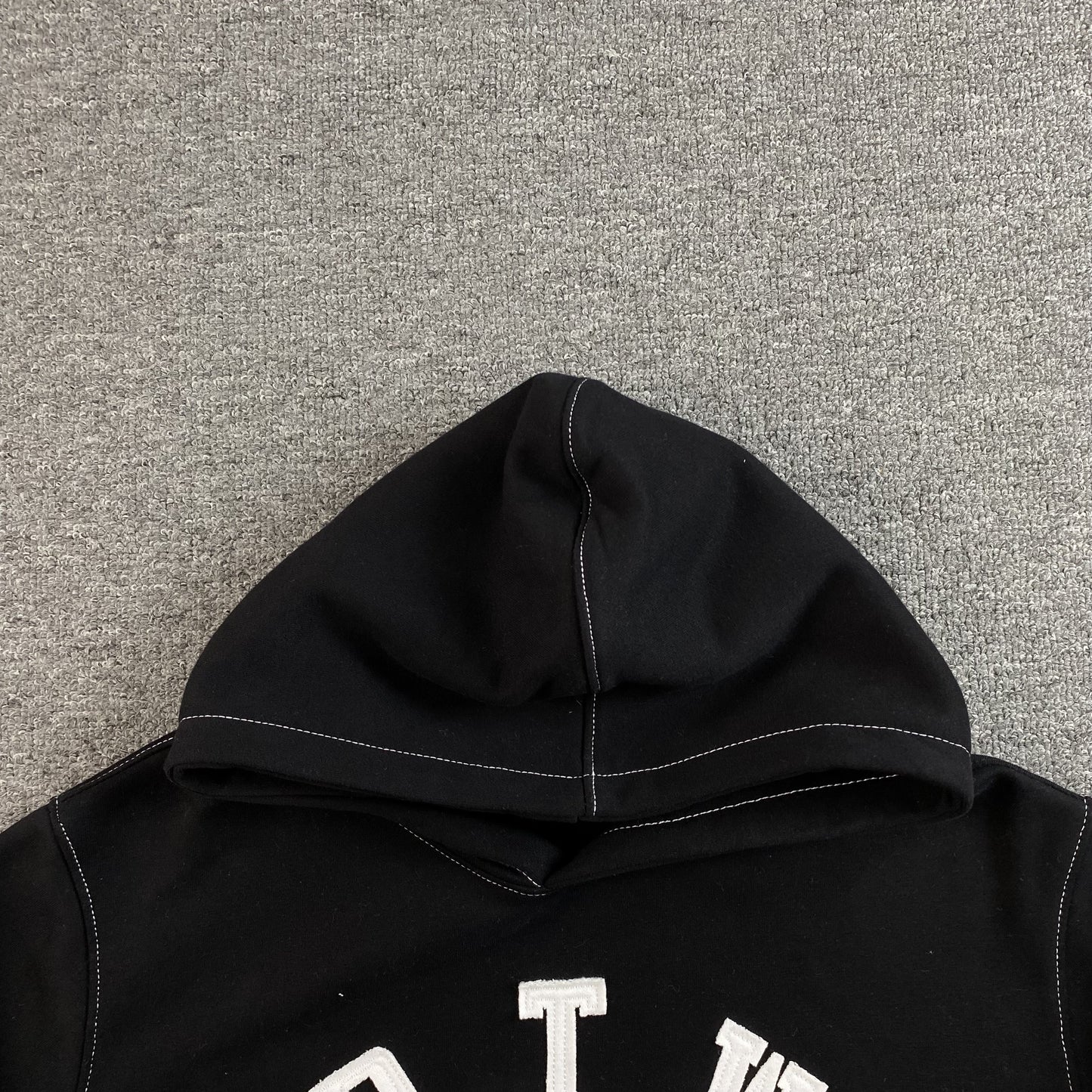 Buzo Corteiz RTW College Hoodie Negro