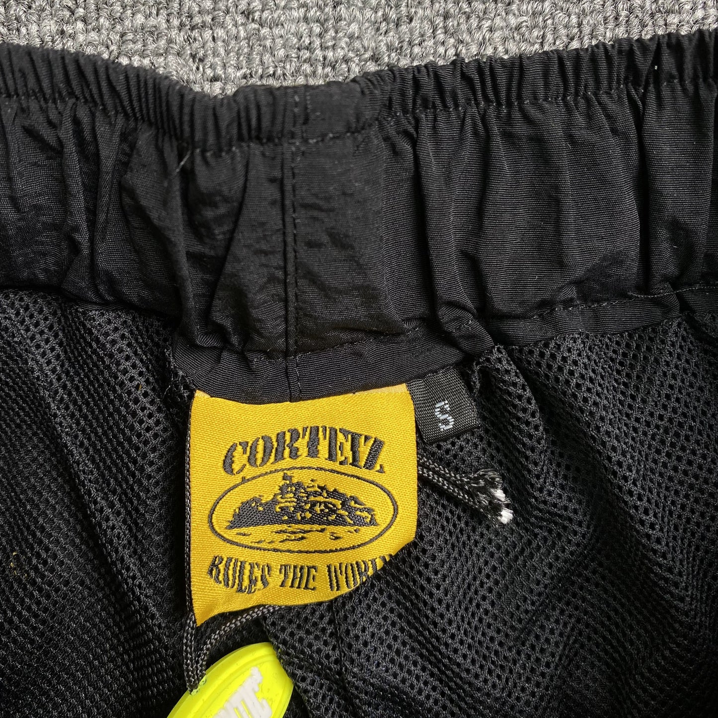 corteiz-spring-shorts-black-7-Drip Store Argentina