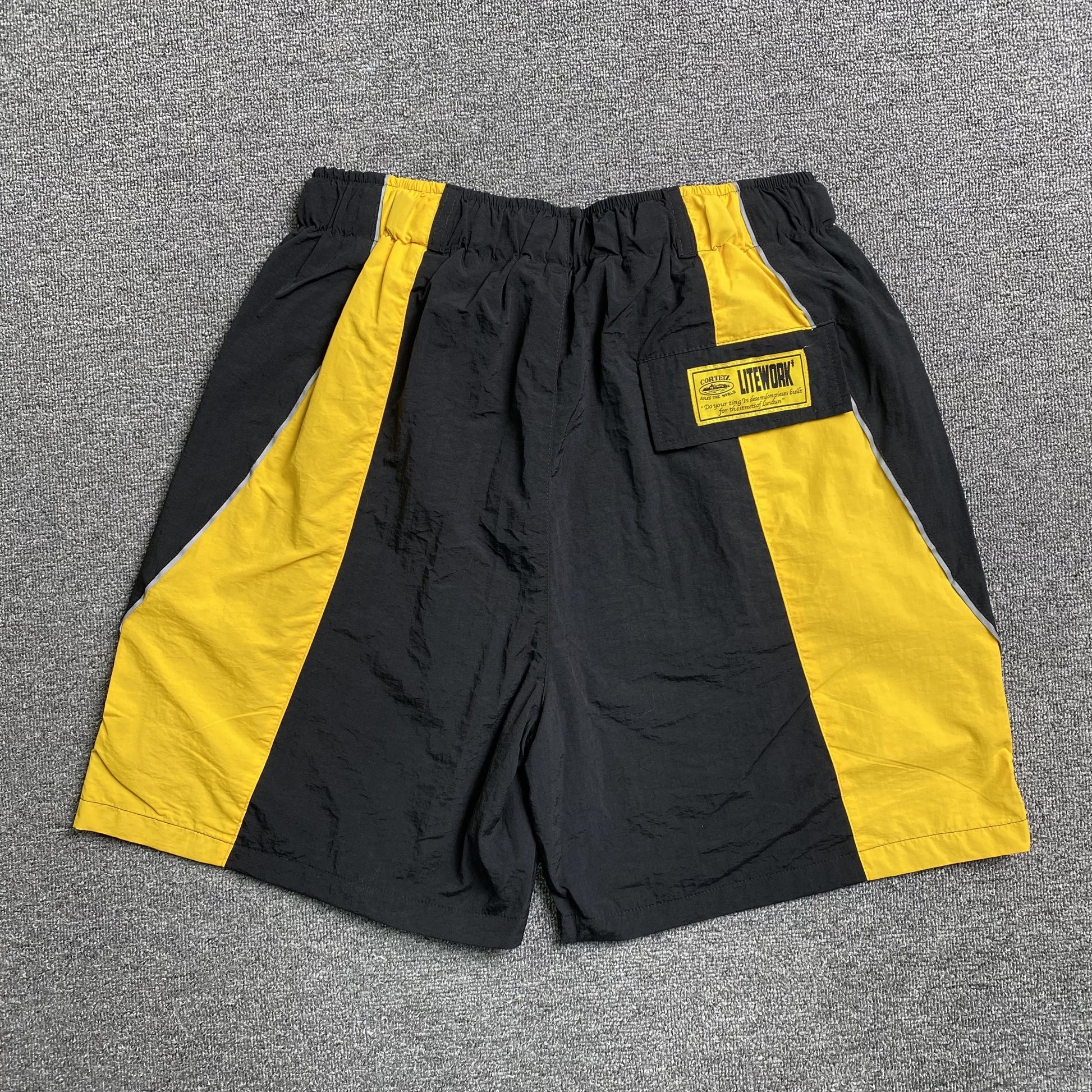corteiz-spring-shorts-black-yellow-2-Drip Store Argentina