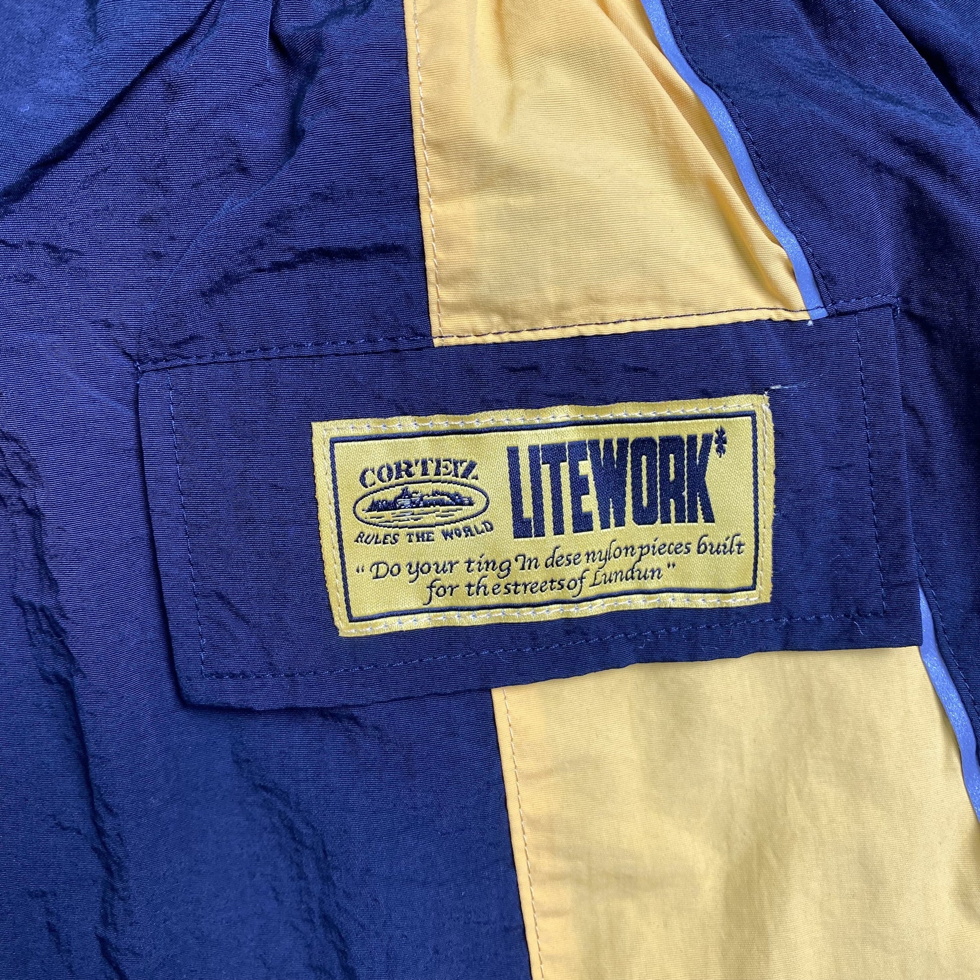 corteiz-spring-shorts-black-yellow-5-Drip Store Argentina