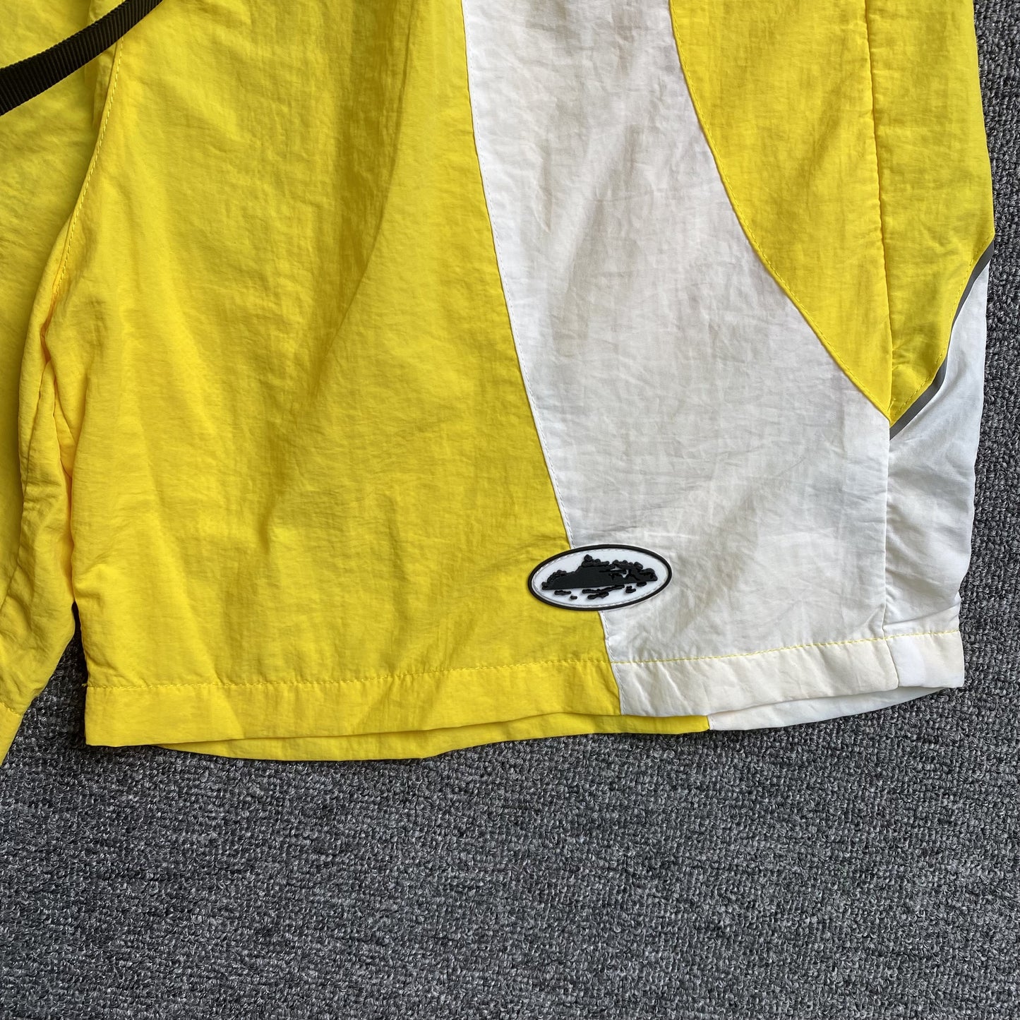 corteiz-spring-shorts-yellow-4-Drip Store Argentina