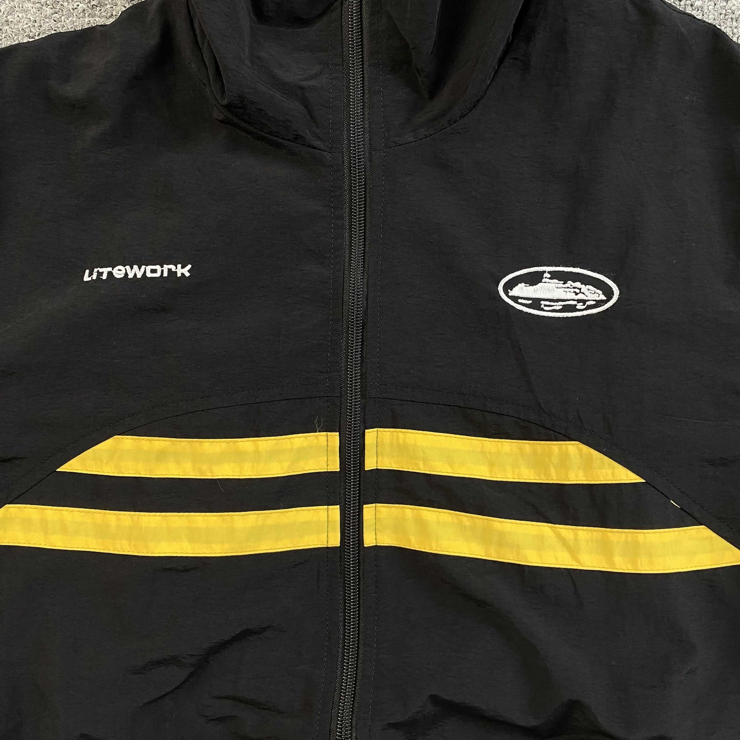 Campera Corteiz Sriped Litework Negra