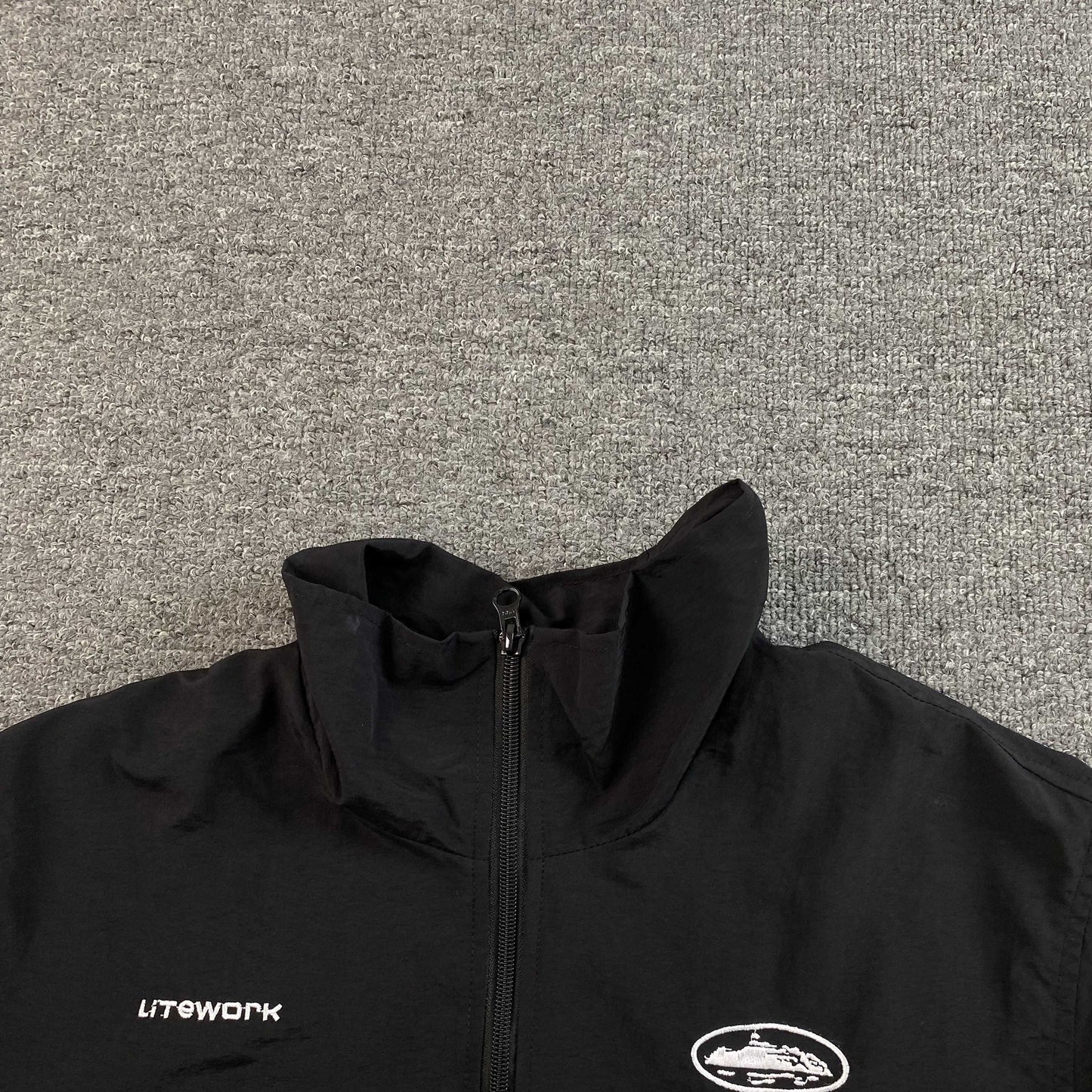 Campera Corteiz Sriped Litework Negra