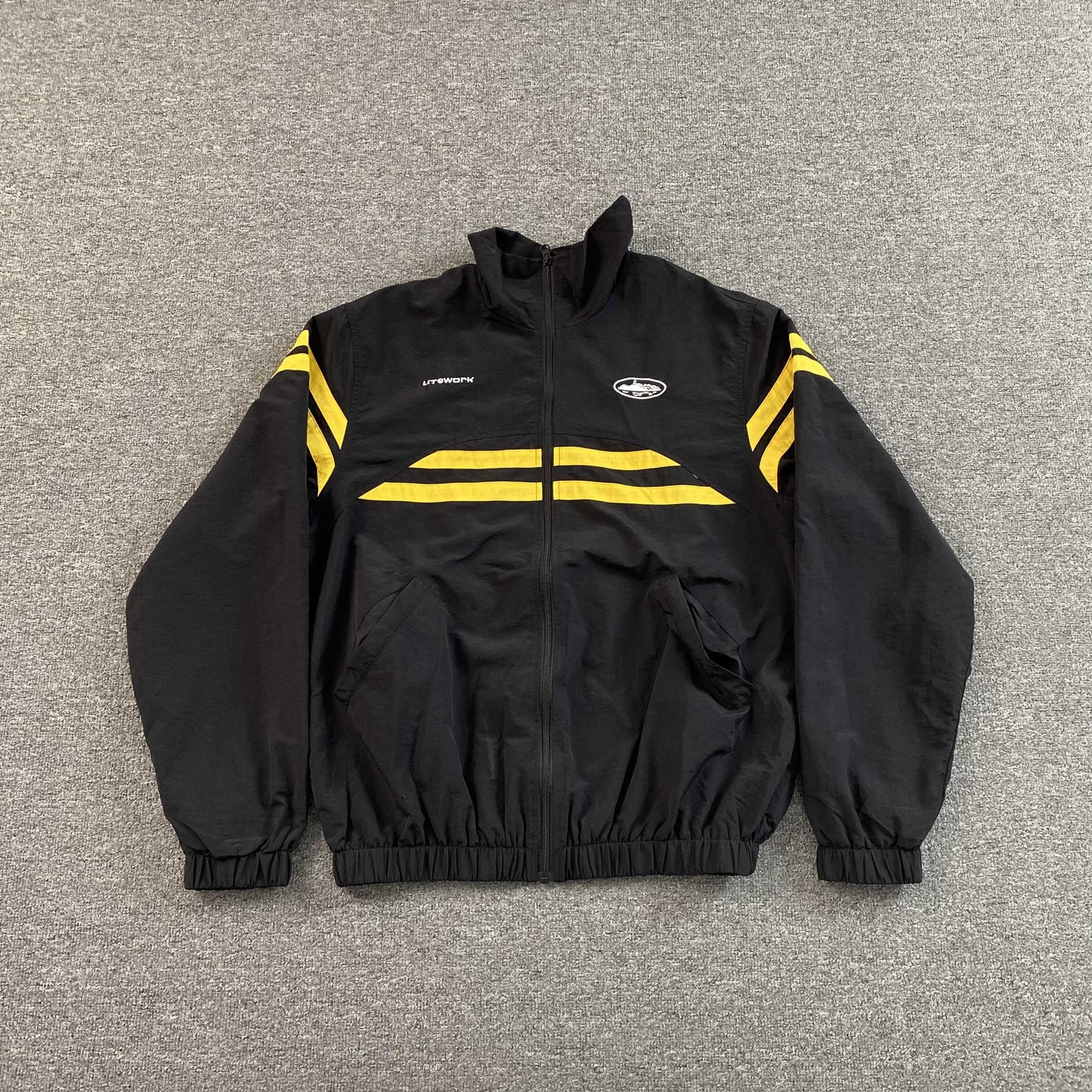 Campera Corteiz Sriped Litework Negra