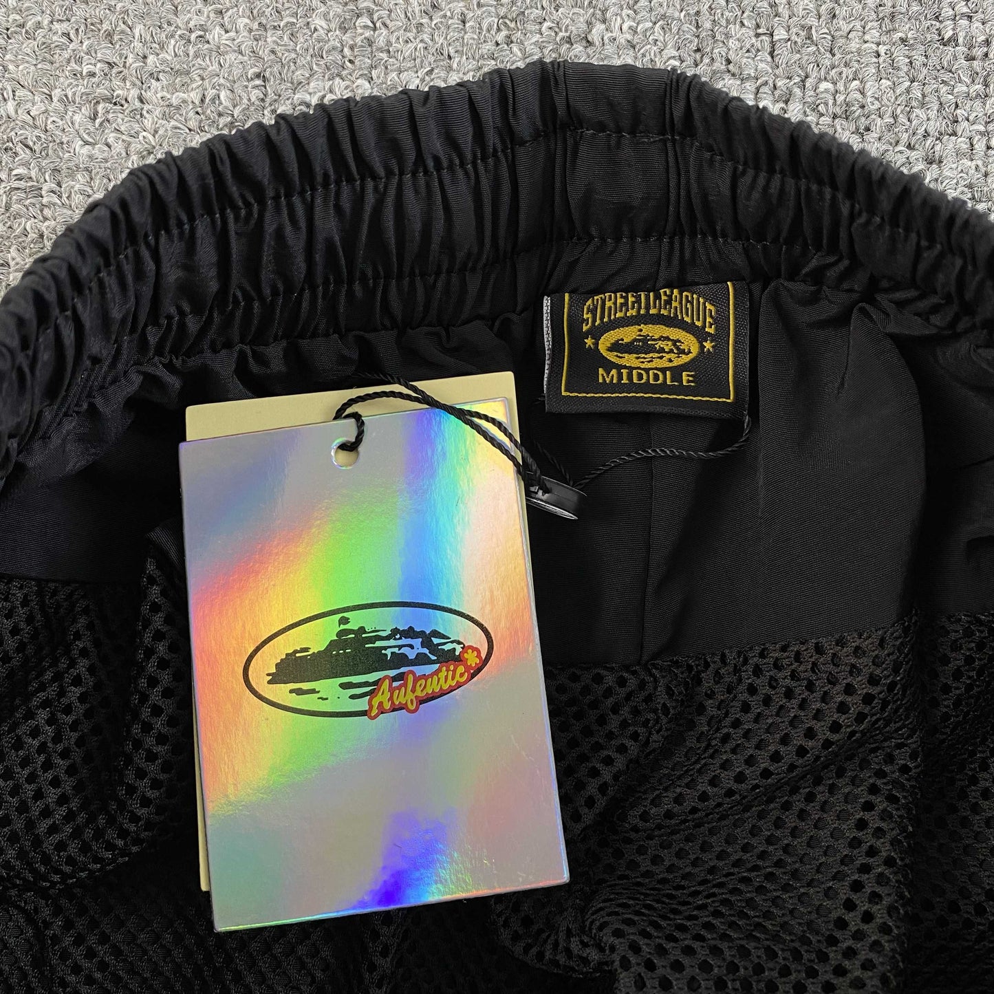 Pantalon Corteiz Sriped Litework Negro