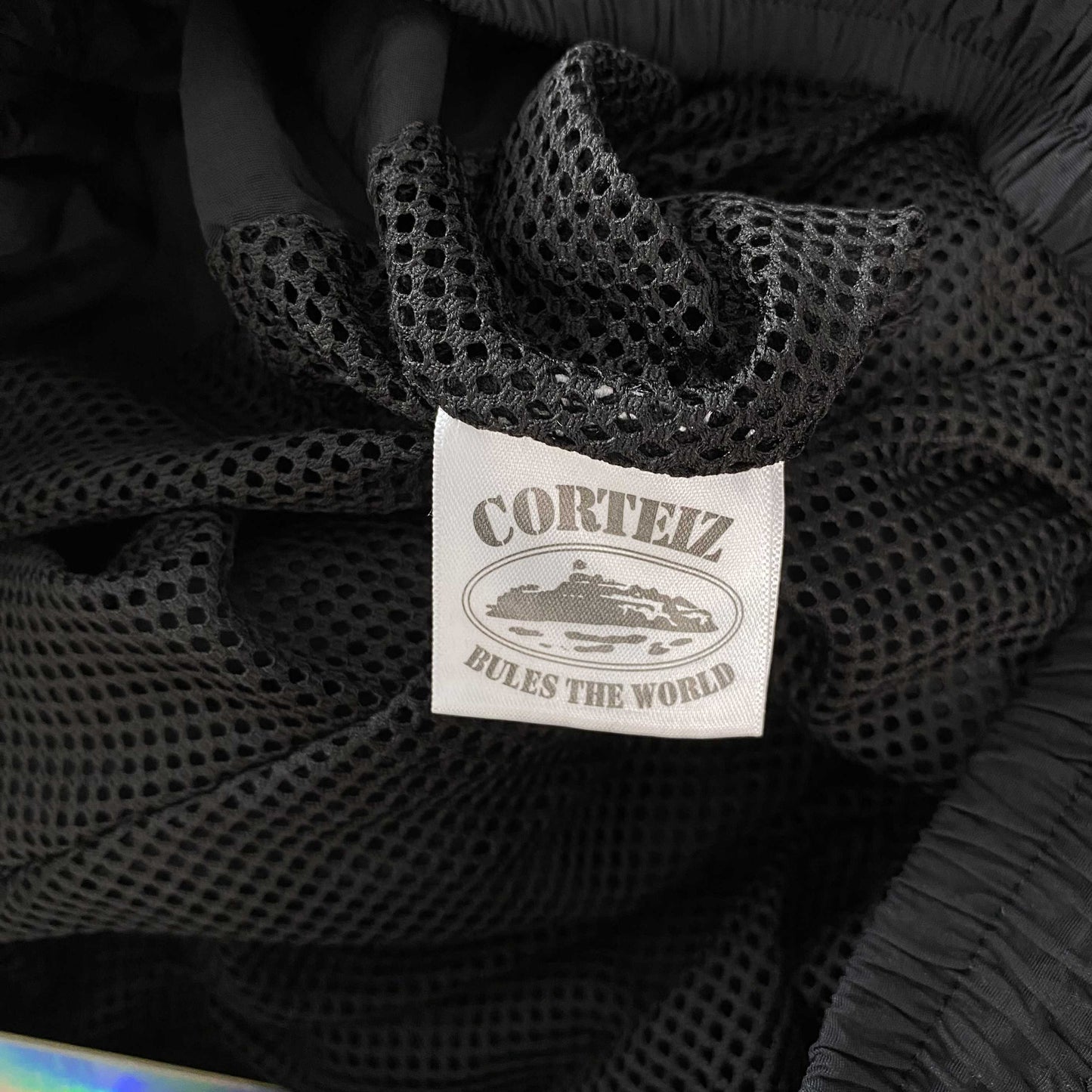 Pantalon Corteiz Sriped Litework Negro