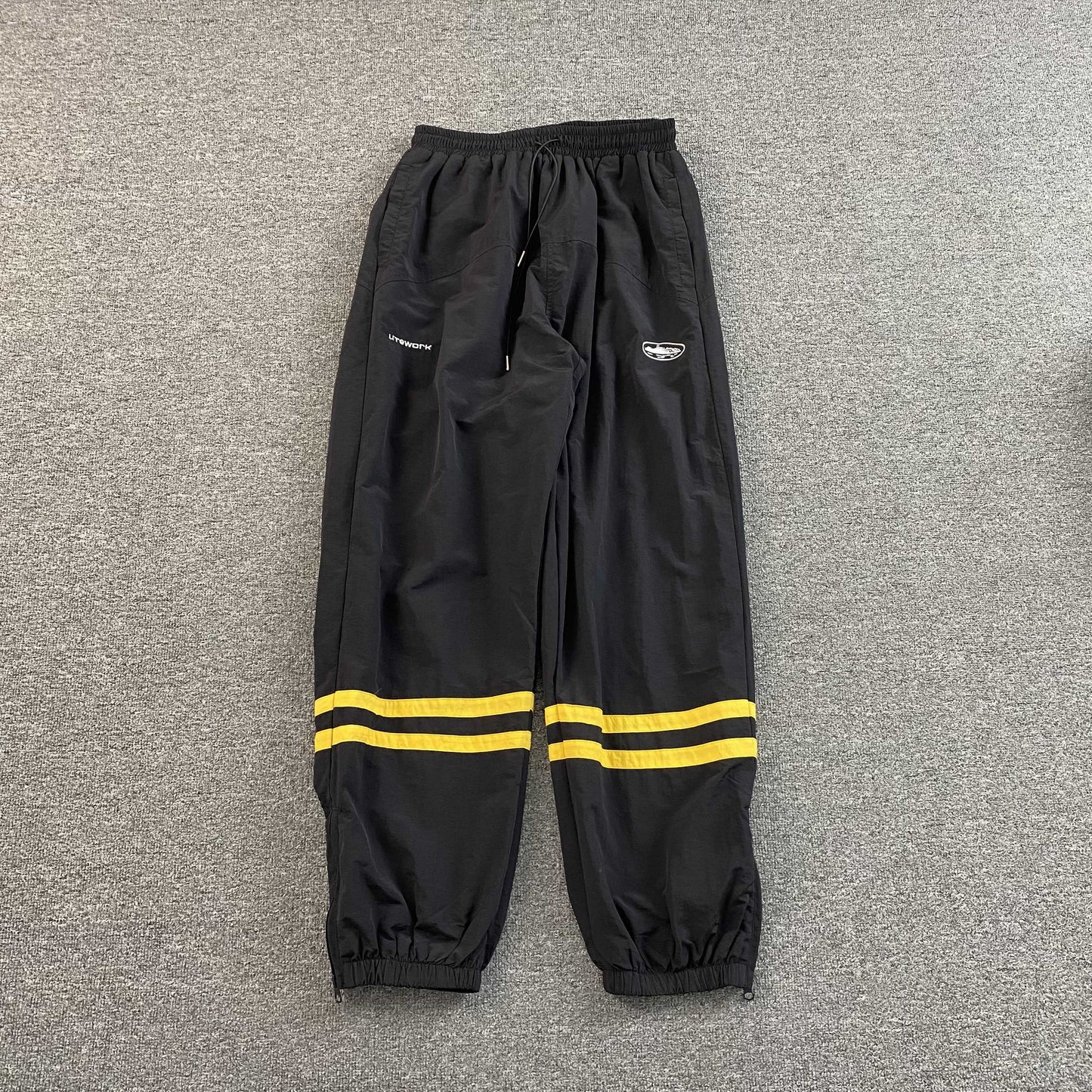 Pantalon Corteiz Sriped Litework Negro