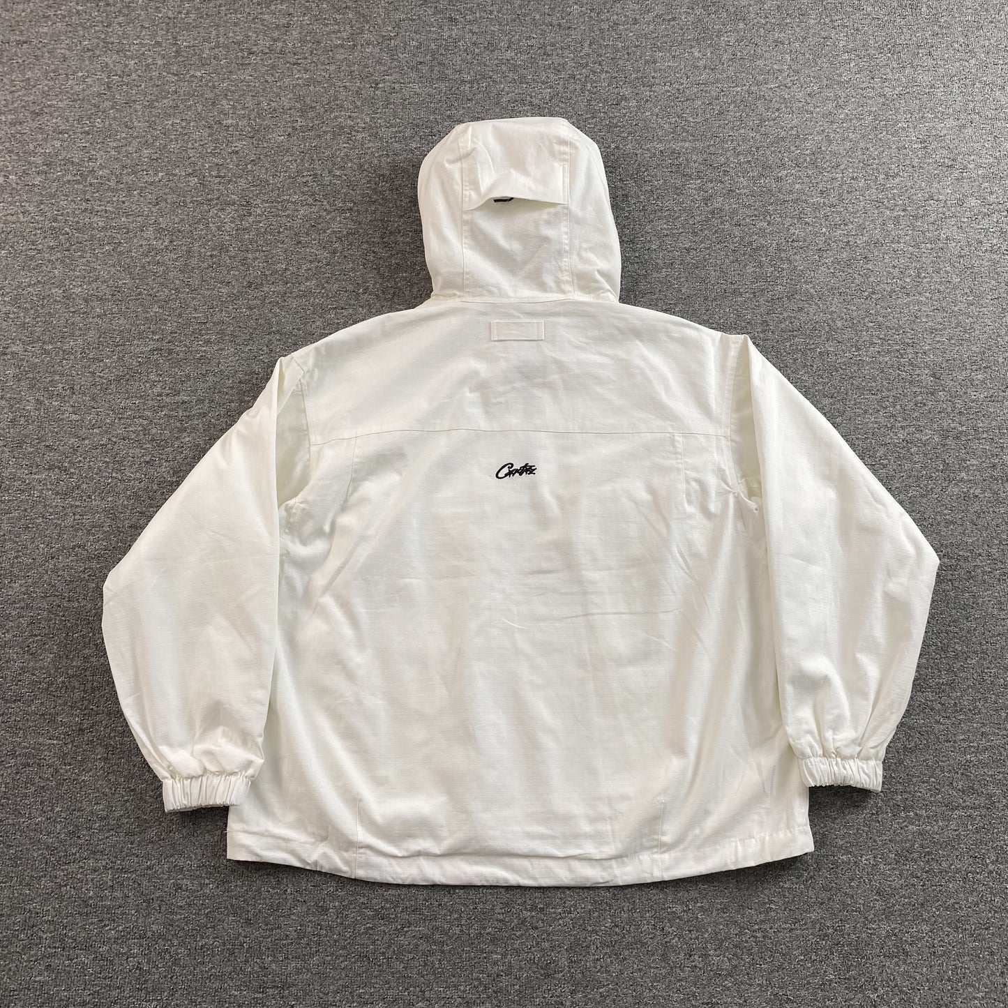 corteiz-storm-jacket-white-2-Drip Store Argentina