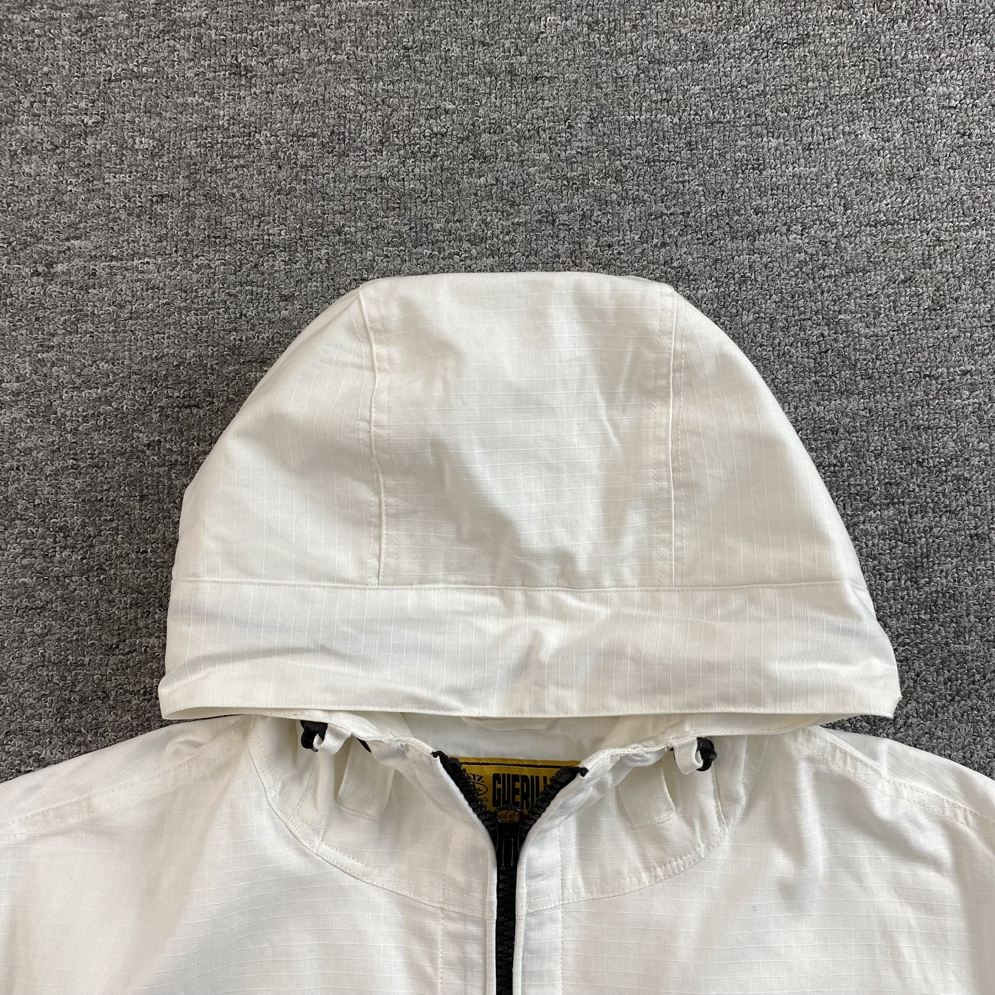 corteiz-storm-jacket-white-5-Drip Store Argentina