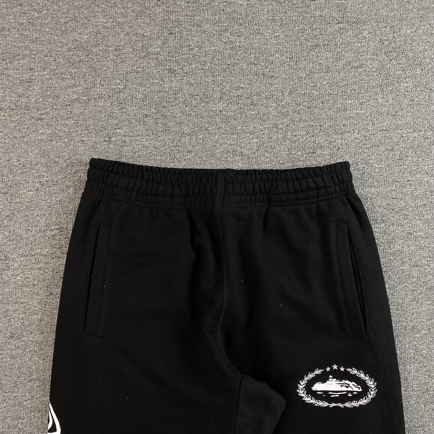 Pantalon Corteiz Superior Royale Open Hem Negro