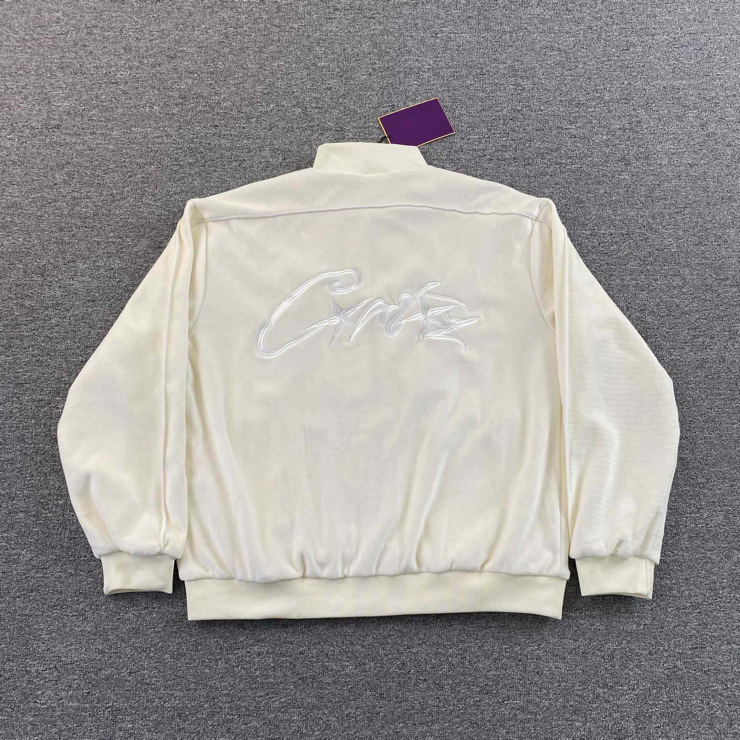 Campera Corteiz VVS Velour Crema