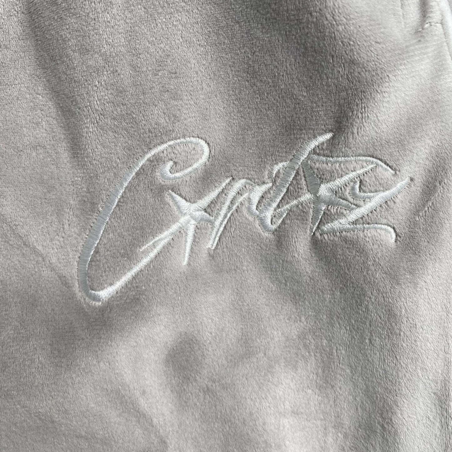 Pantalon Corteiz VVS Velour Gris