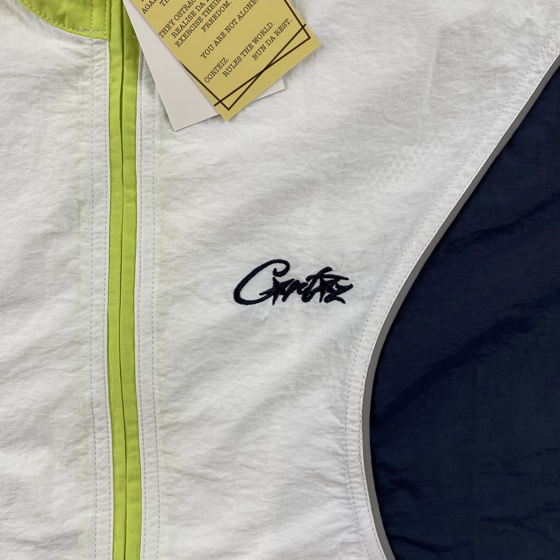 corteiz-wingz-shuku-jacket-white-4-Drip Store Argentina