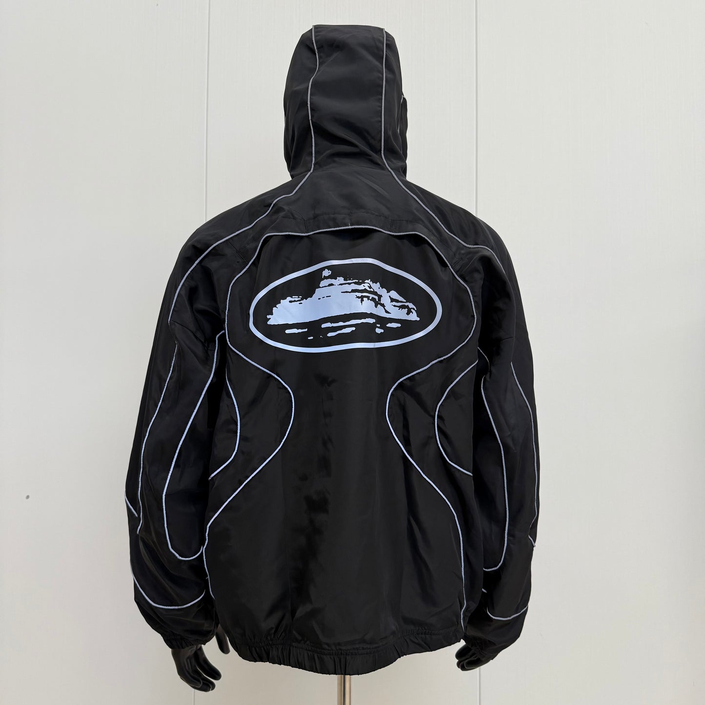 Campera Corteiz x Nike NRG Onyx Negra