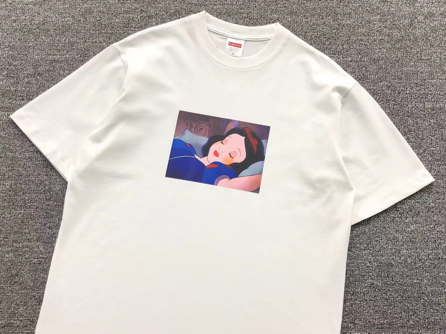 SUPREME SNOW WHITE TEE WHITE