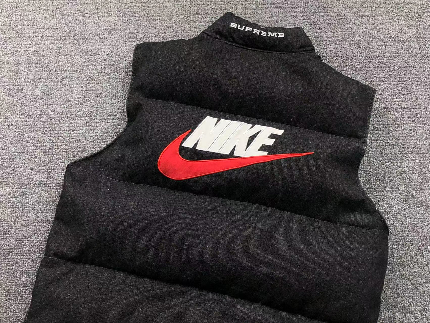 Supreme Nike Denim Puffer Chaleco Negro