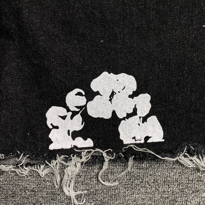 denim-tears-the-cotton-wreath-jean-short-black-4-Drip Store Argentina