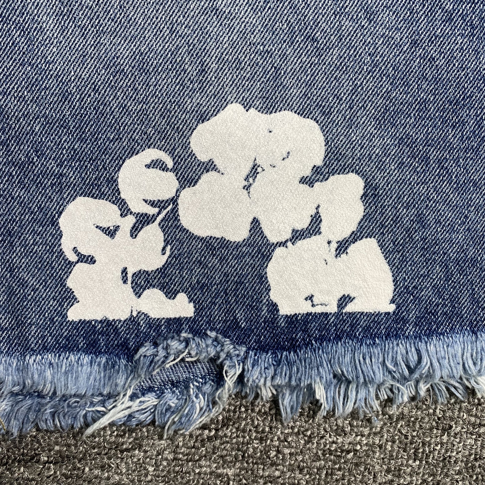 denim-tears-the-cotton-wreath-jean-short-light-blue-3-Drip Store Argentina