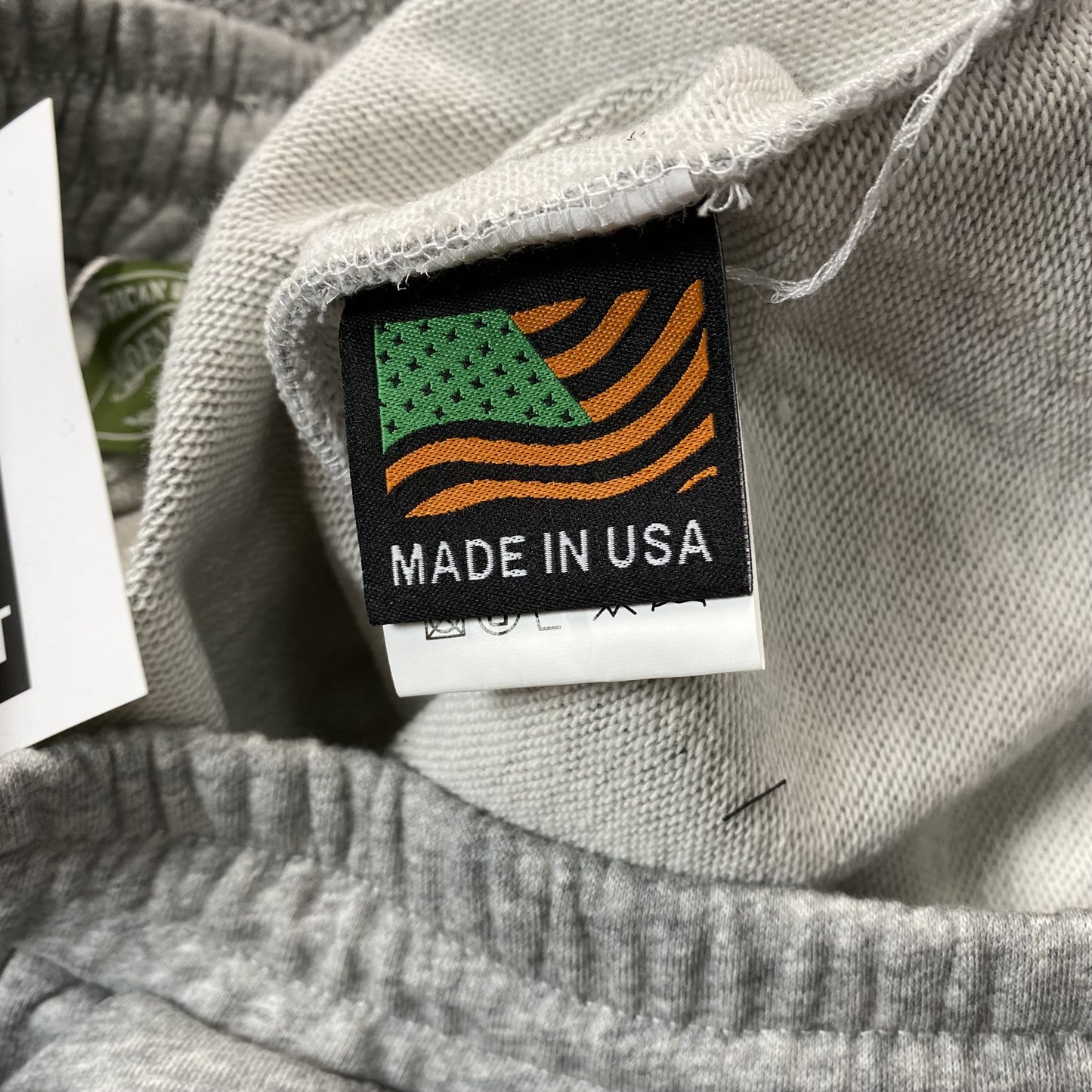 denim-tears-the-cotton-wreath-shorts-grey-8-Drip Store Argentina