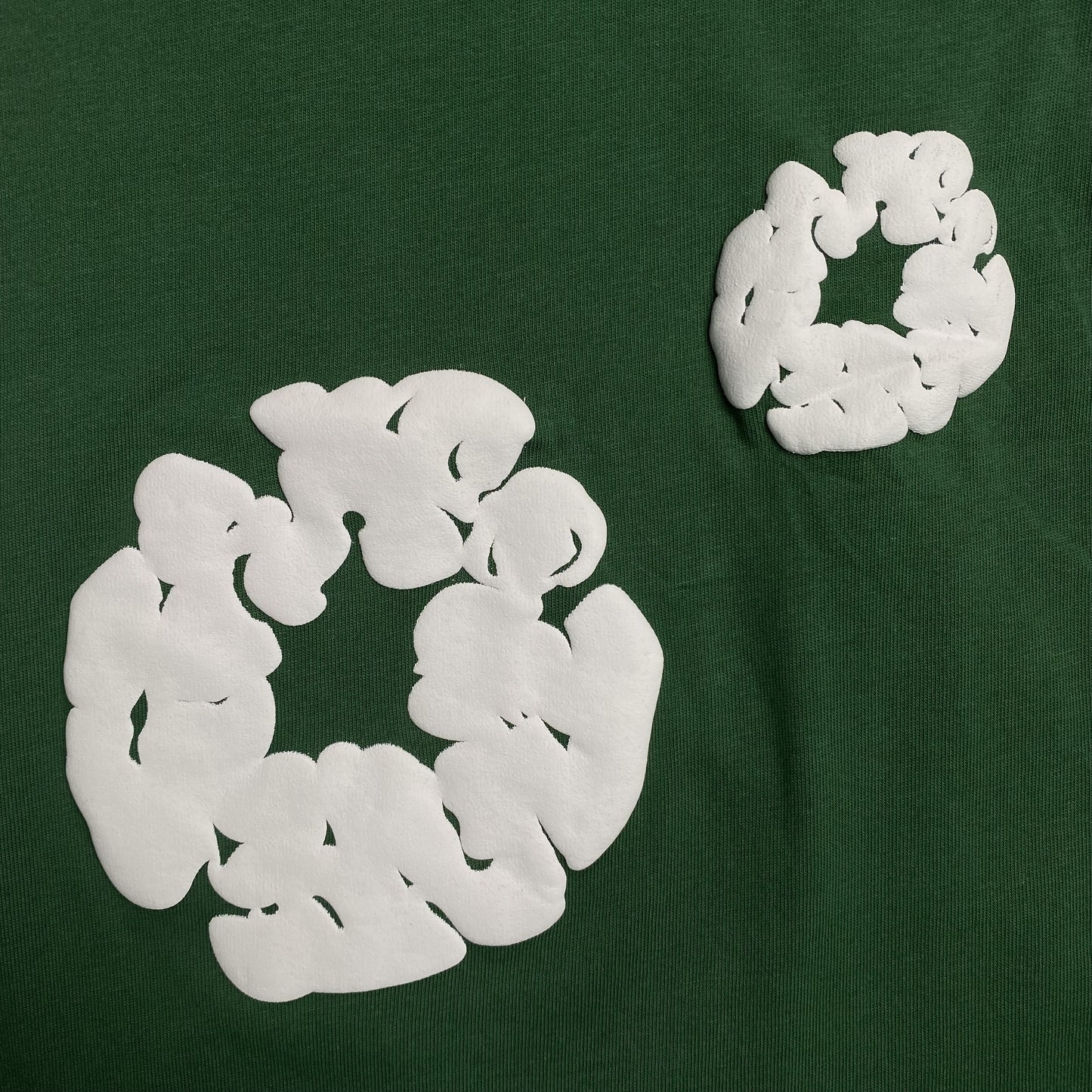 denim-tears-the-cotton-wreath-tee-green-4-Drip Store Argentina