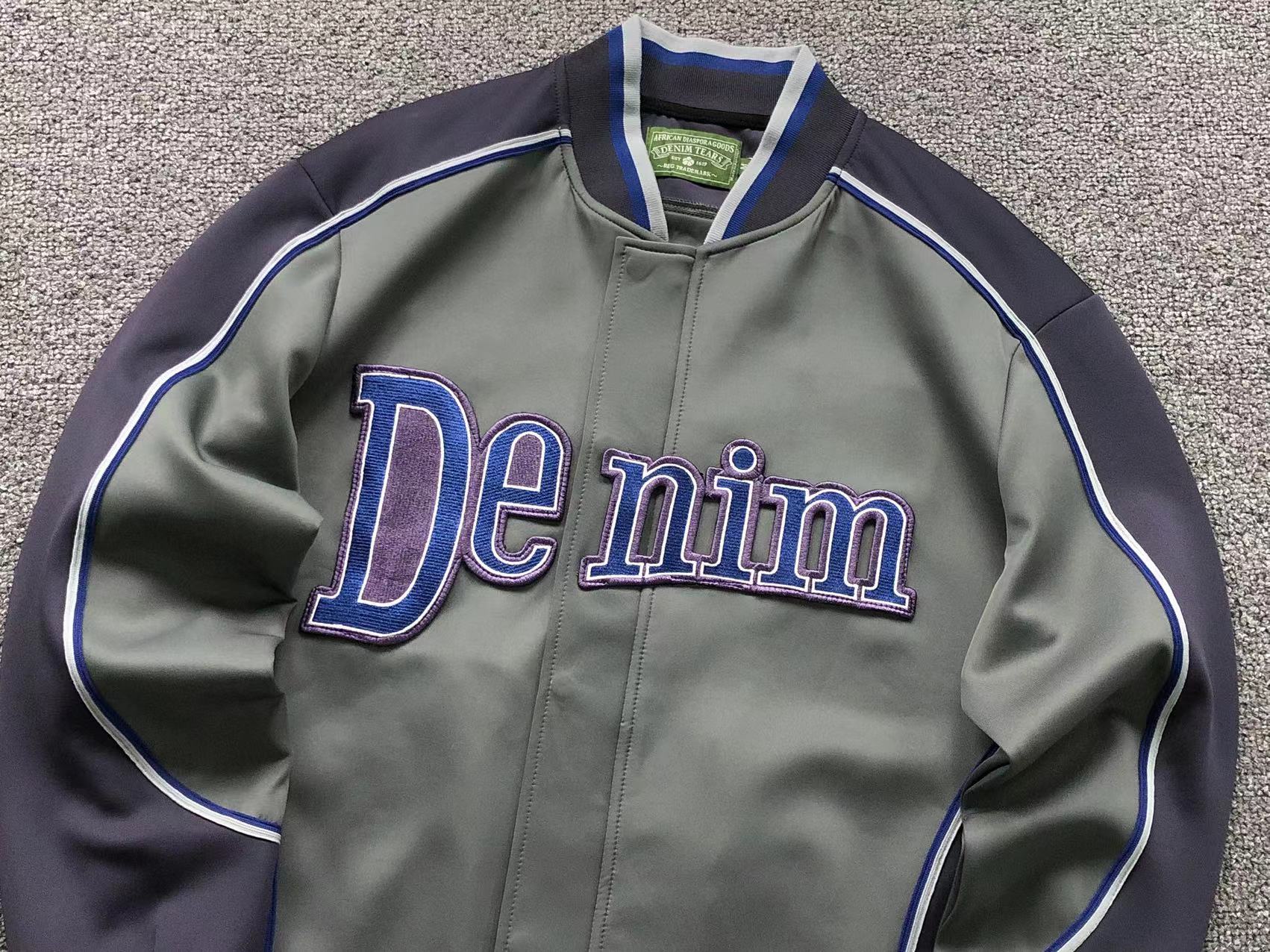 denim-tears-track-jacket-grey-8-Drip Store Argentina