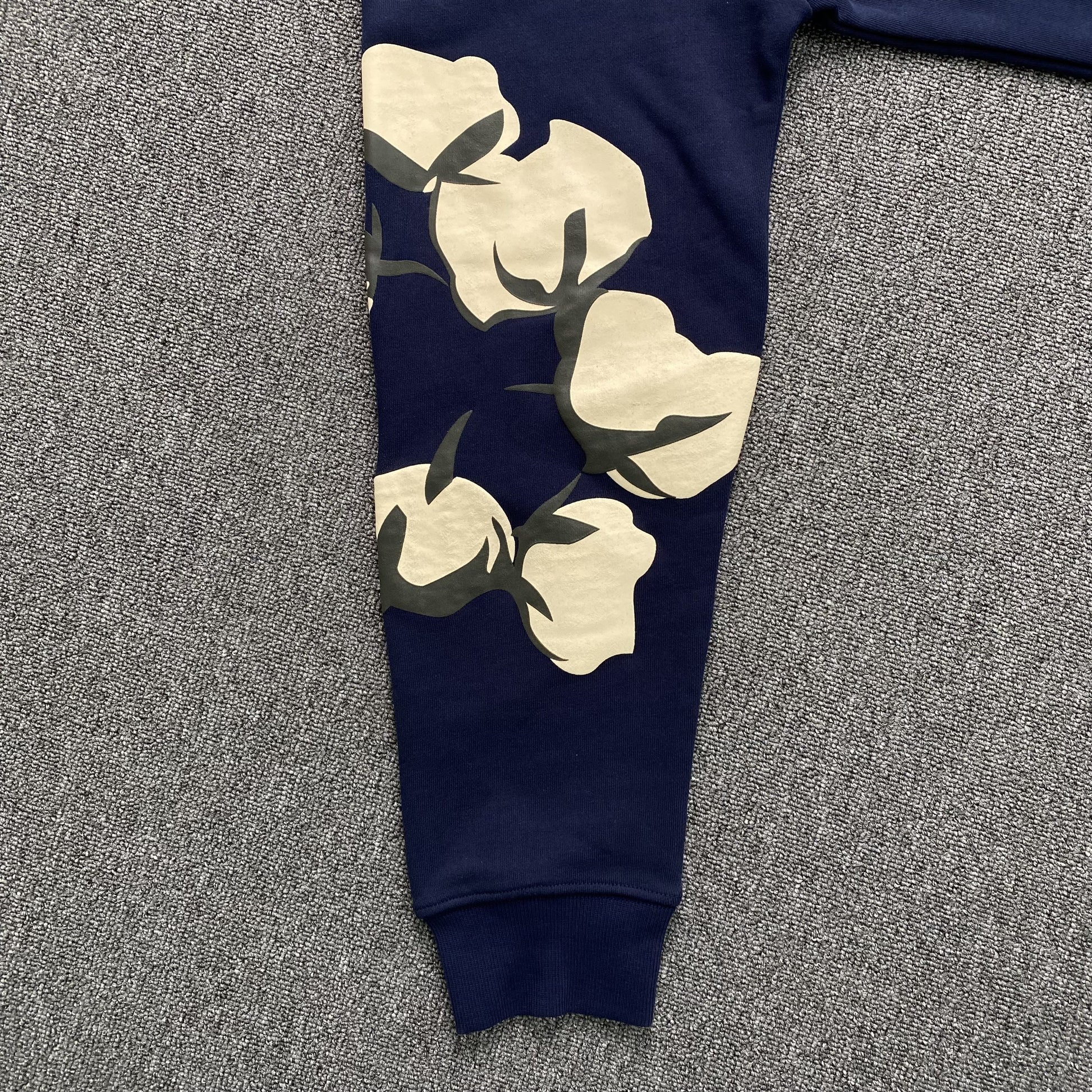 denim-tears-x-cpfm-cactus-tears-crewneck-navy-5-Drip Store Argentina