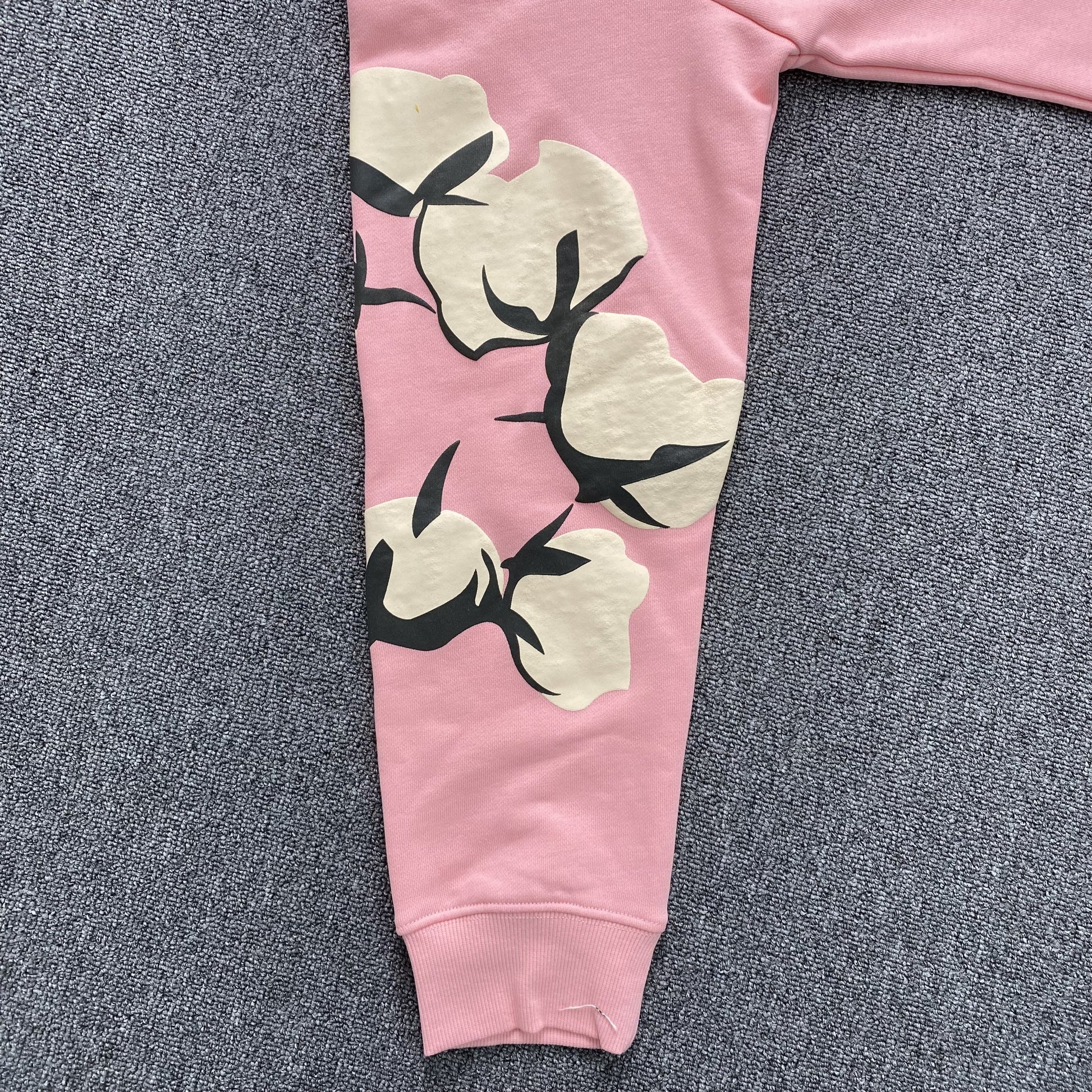 denim-tears-x-cpfm-cactus-tears-crewneck-pink-4-Drip Store Argentina